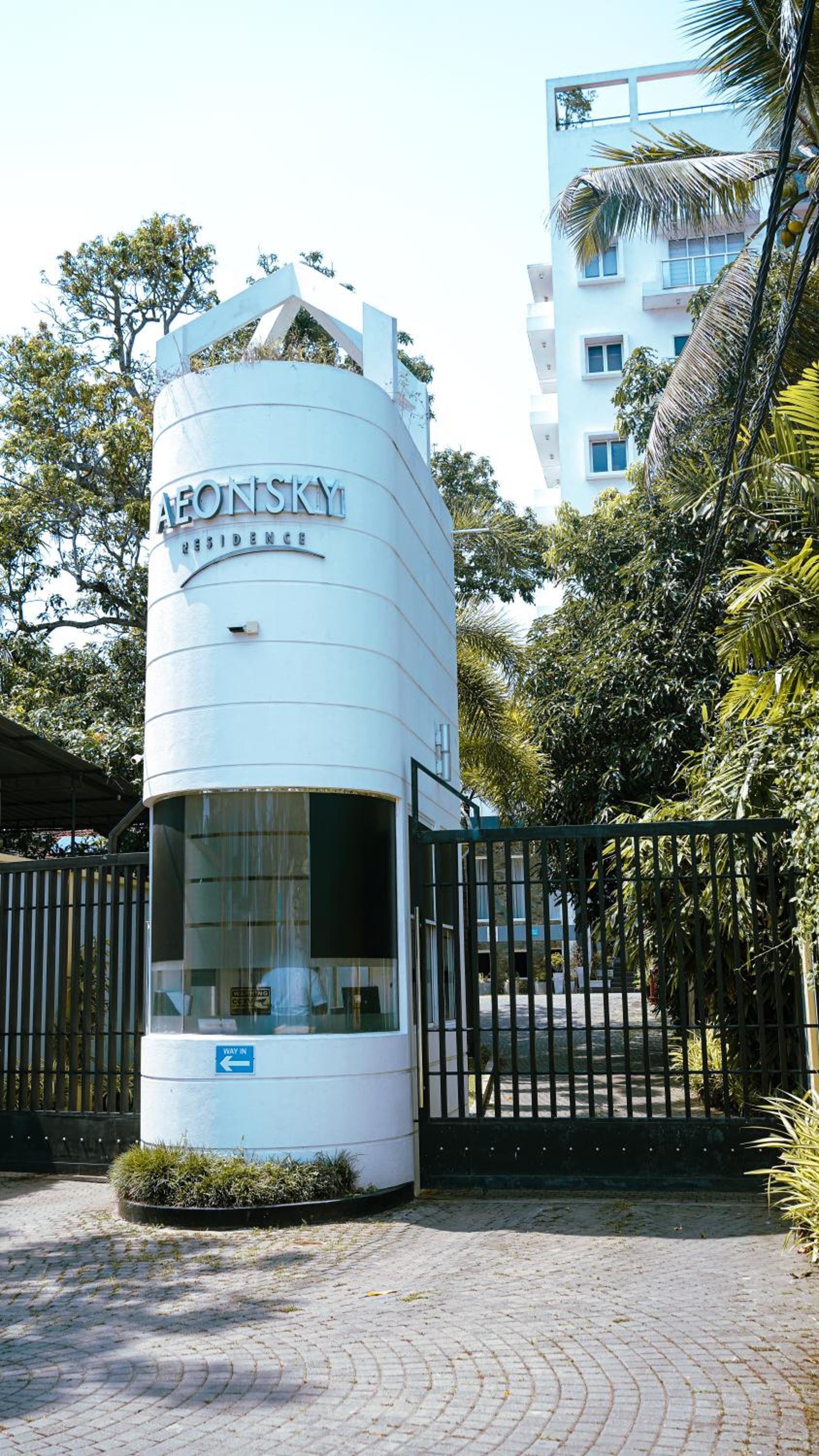 Aeonsky apartment Negombo beach and airport