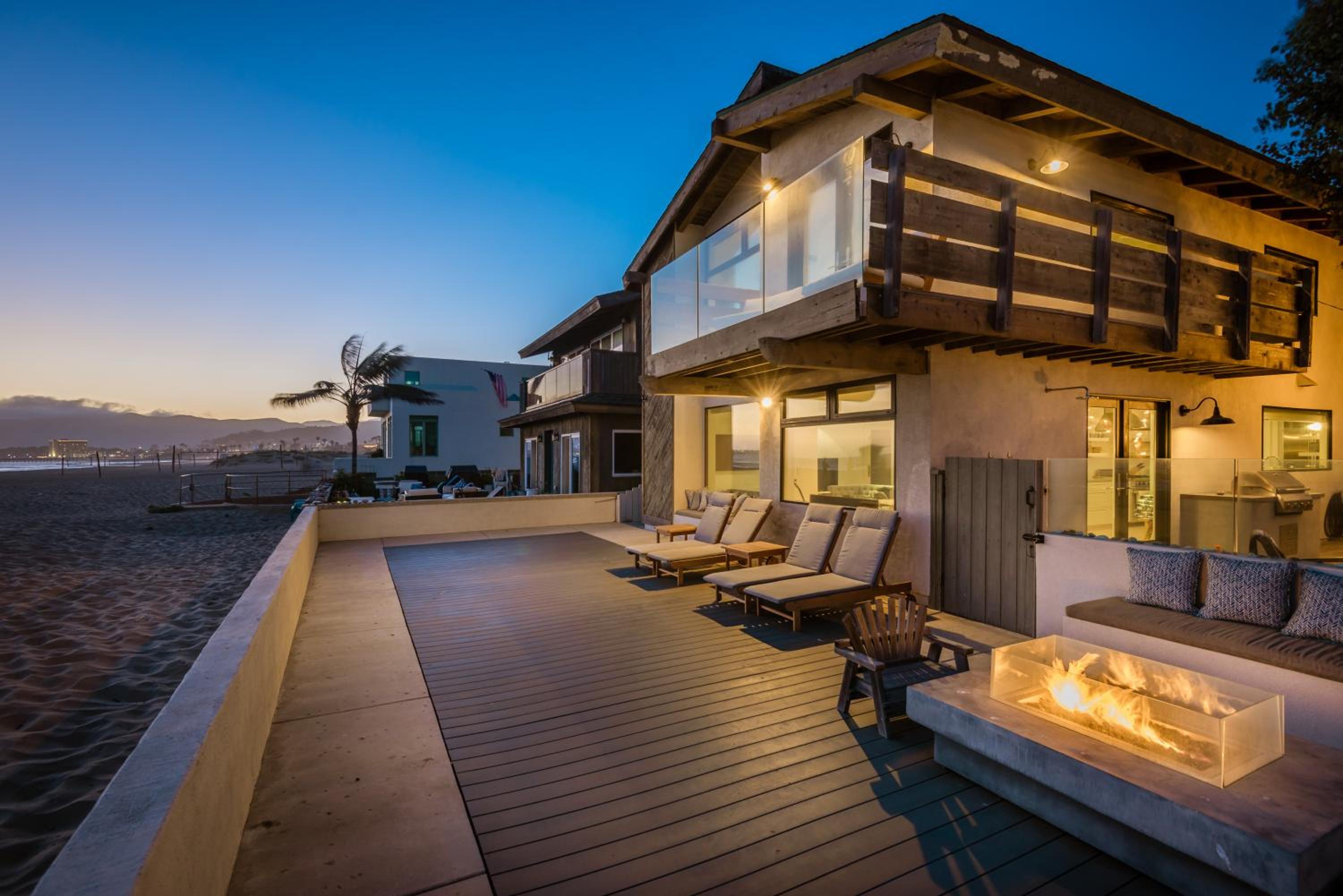 Luxury Modern Designer Beach House on Sand w/ Pool view 3