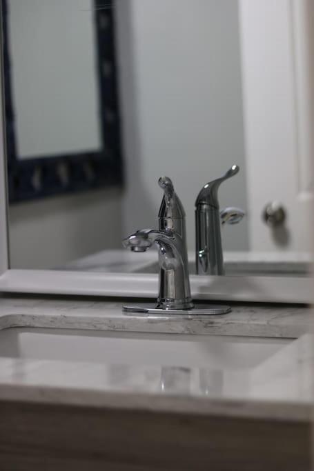 Unique modern luxury 2 bedroom apartment rental