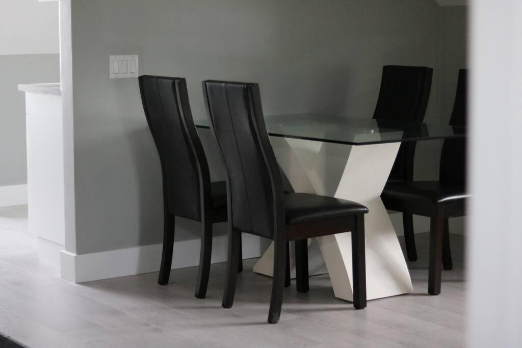 Unique modern luxury 2 bedroom apartment rental