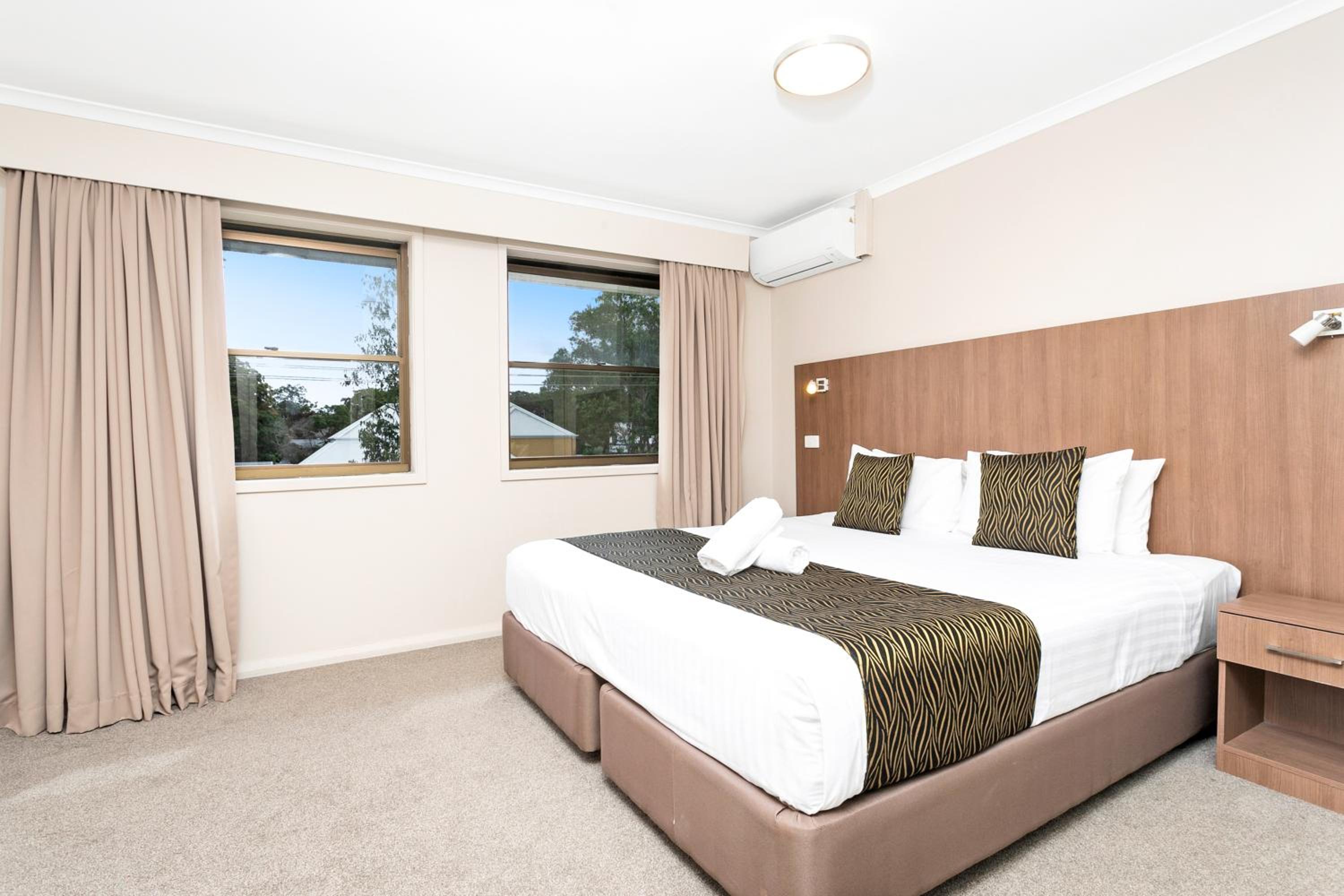 Peninsula Nelson Bay Motel and Serviced Apartments