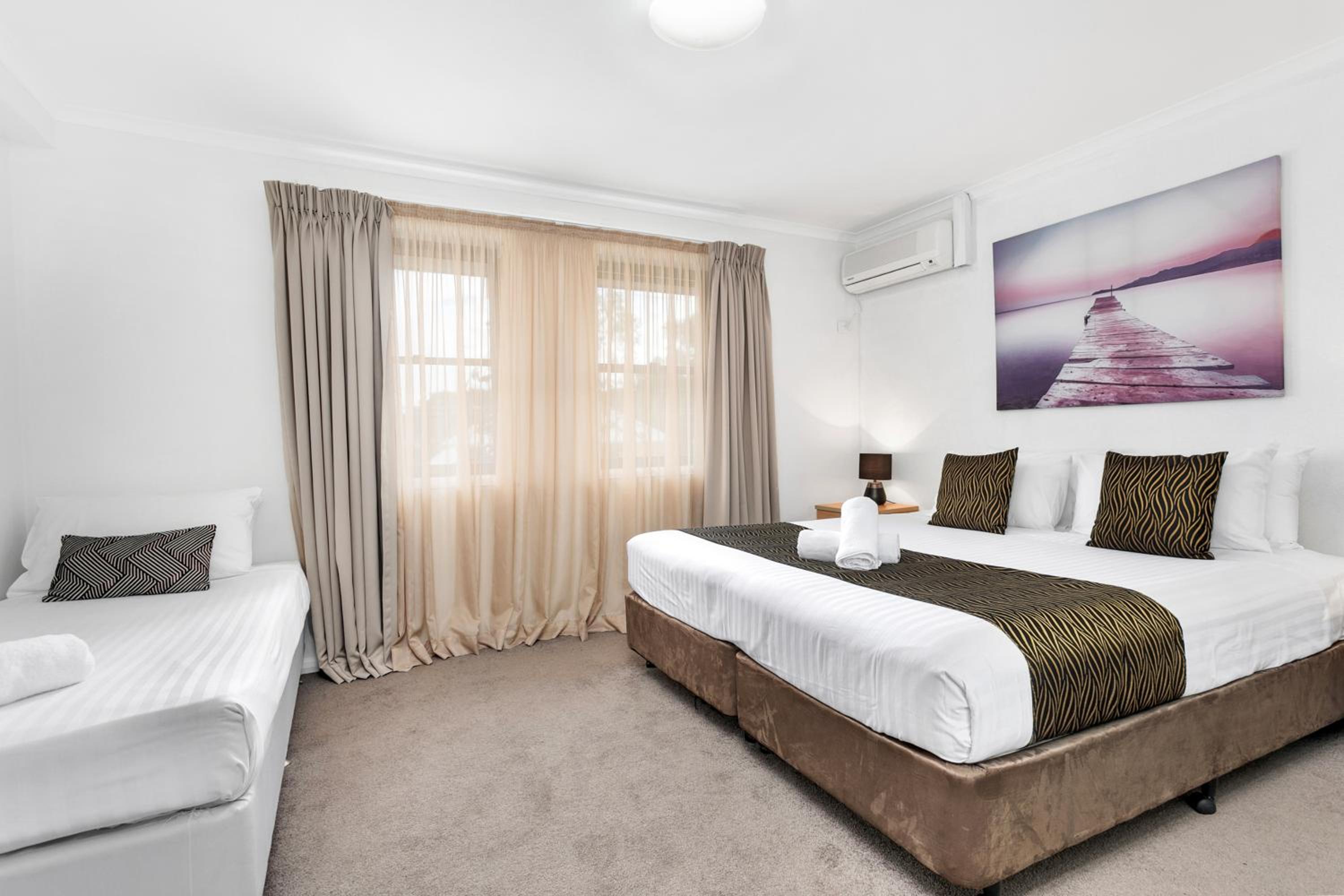 Peninsula Nelson Bay Motel and Serviced Apartments