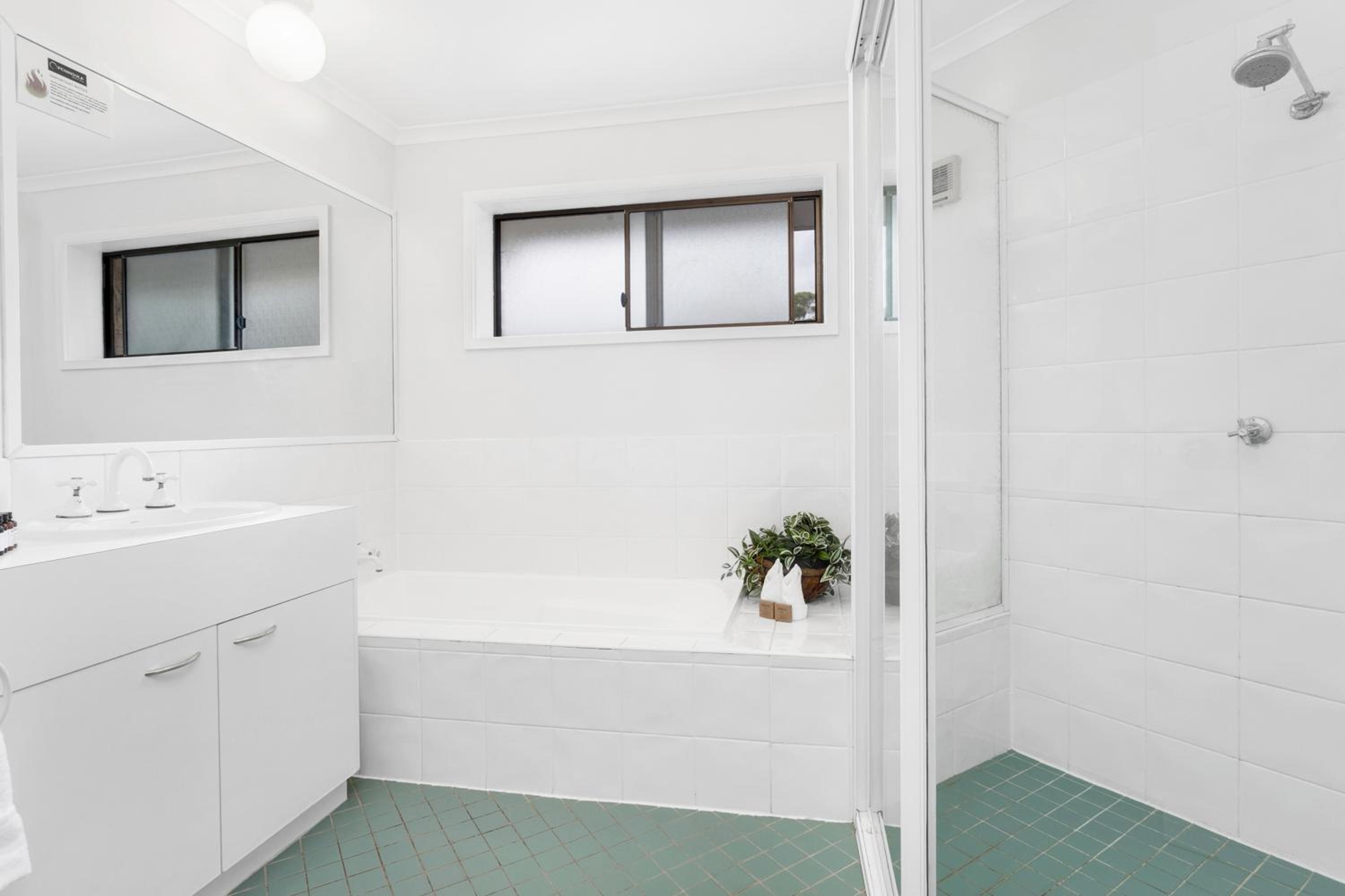 Peninsula Nelson Bay Motel and Serviced Apartments