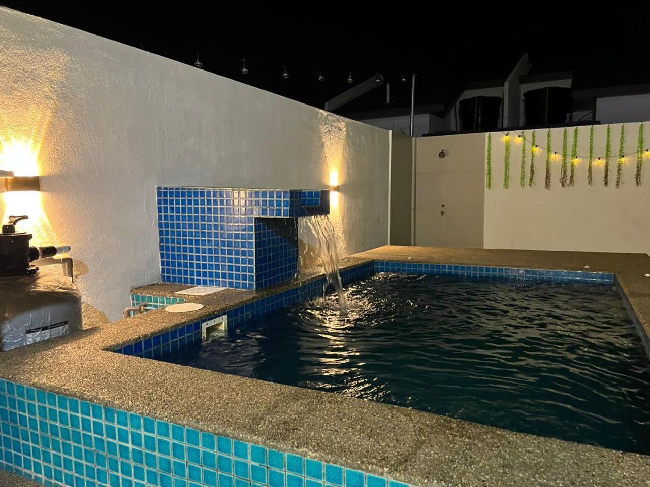 Mika mayung 136 Homestay with child pool photo 2