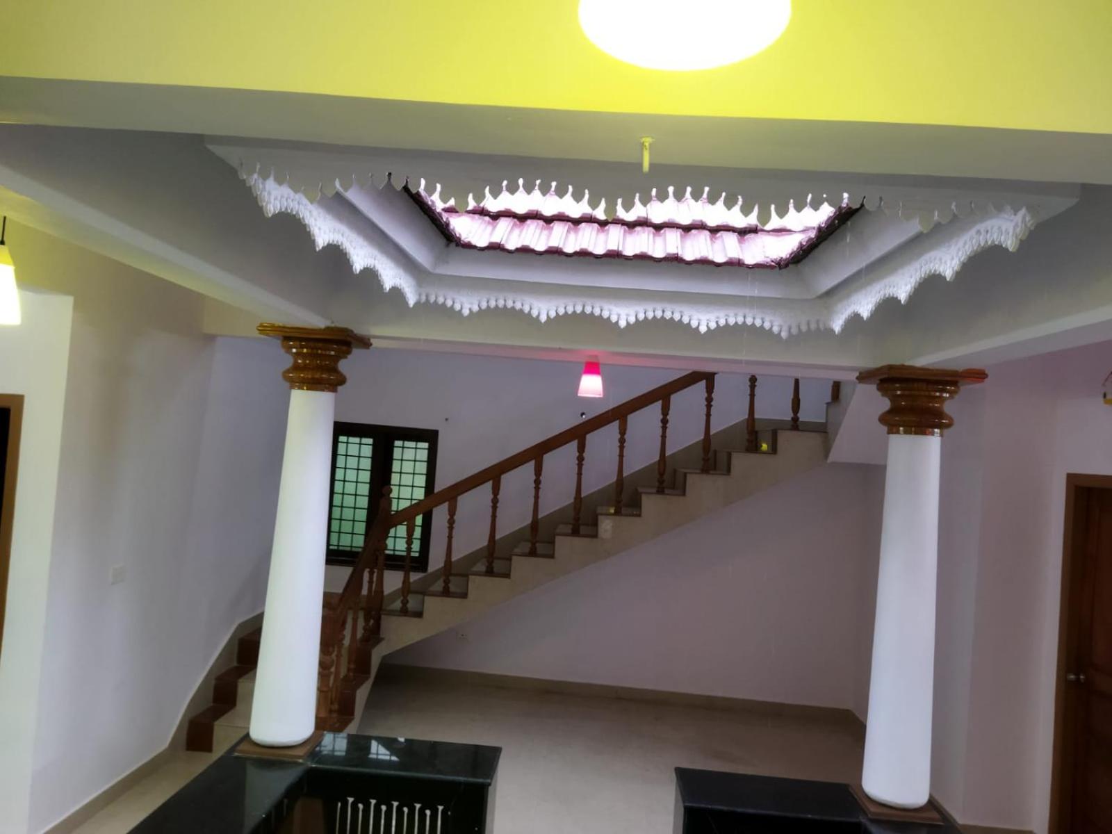 Kizhakkethottam Homestays-River View Villa