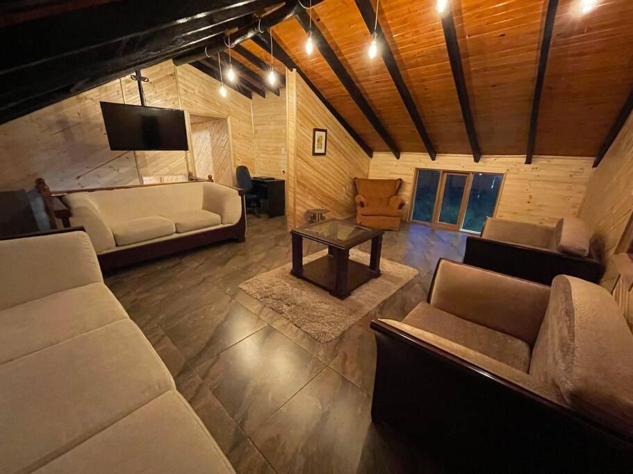 Acogedora Cabaña Chalet en Medio de la Naturaleza