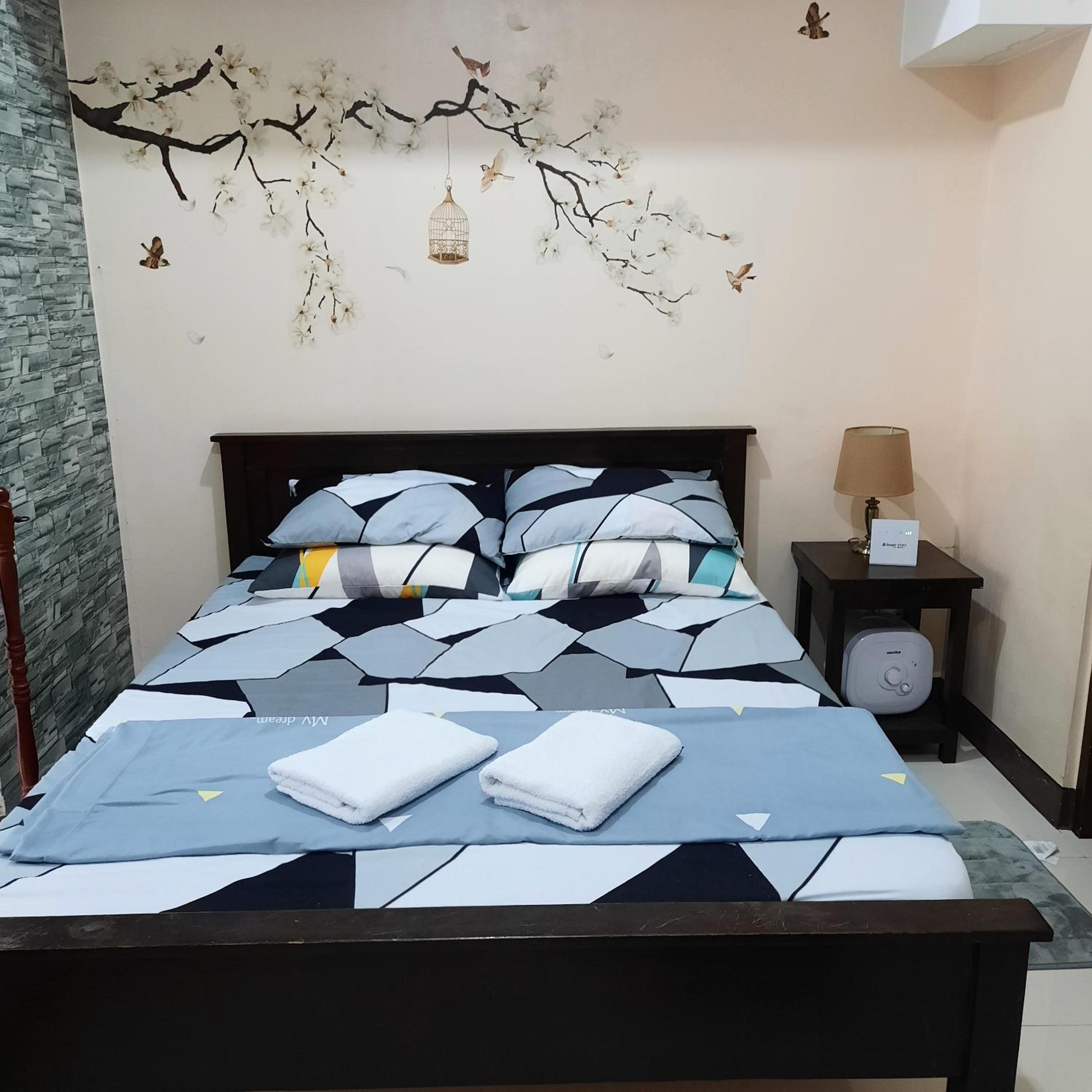 Cozy Studio Unit view 5
