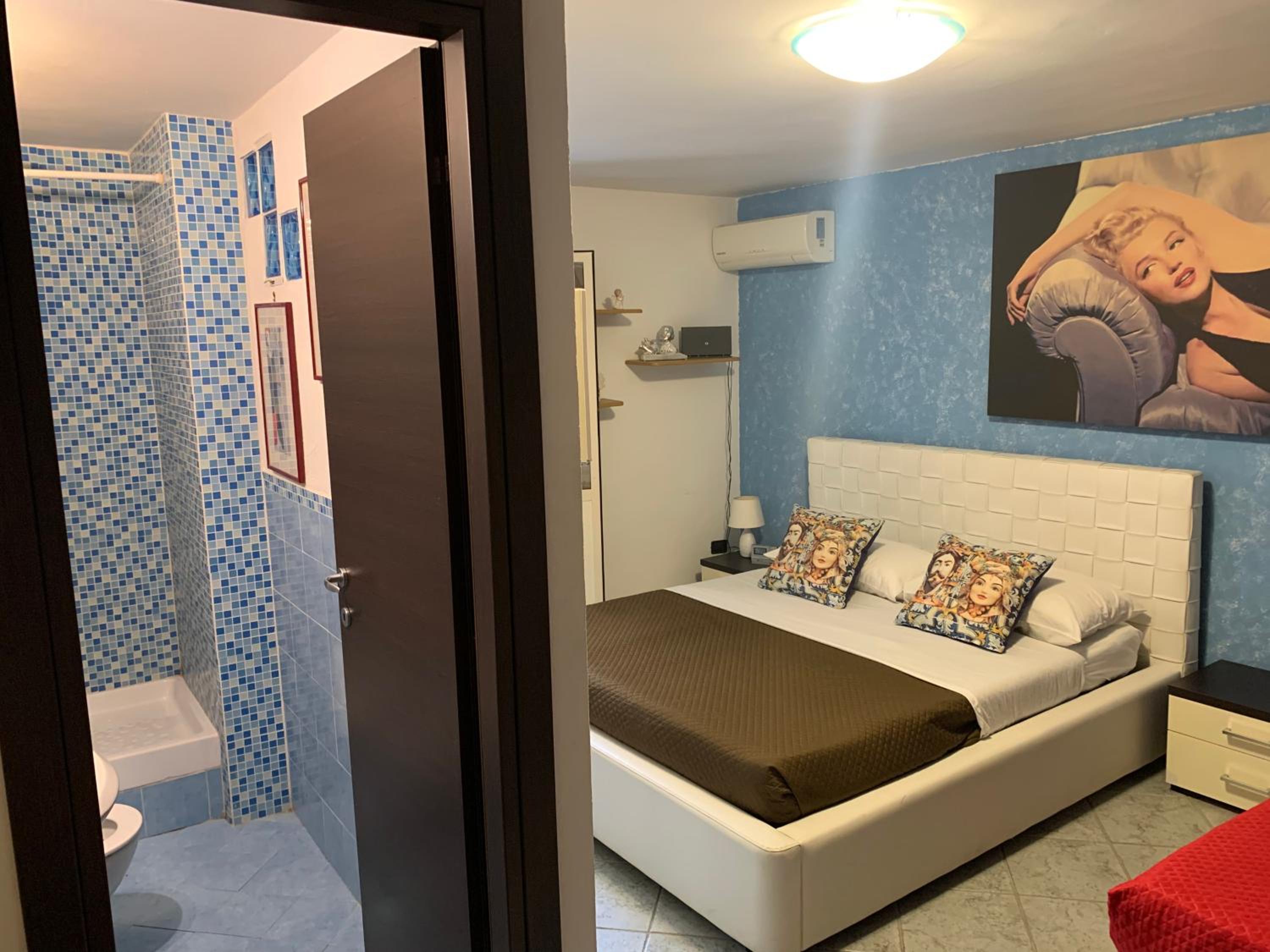 Casa Raccuglia view 3