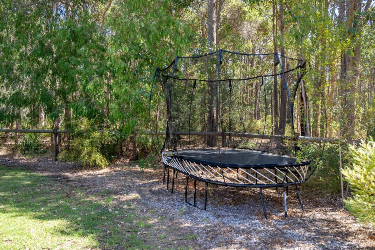 Mansfield Retreat - In Town - Margaret River