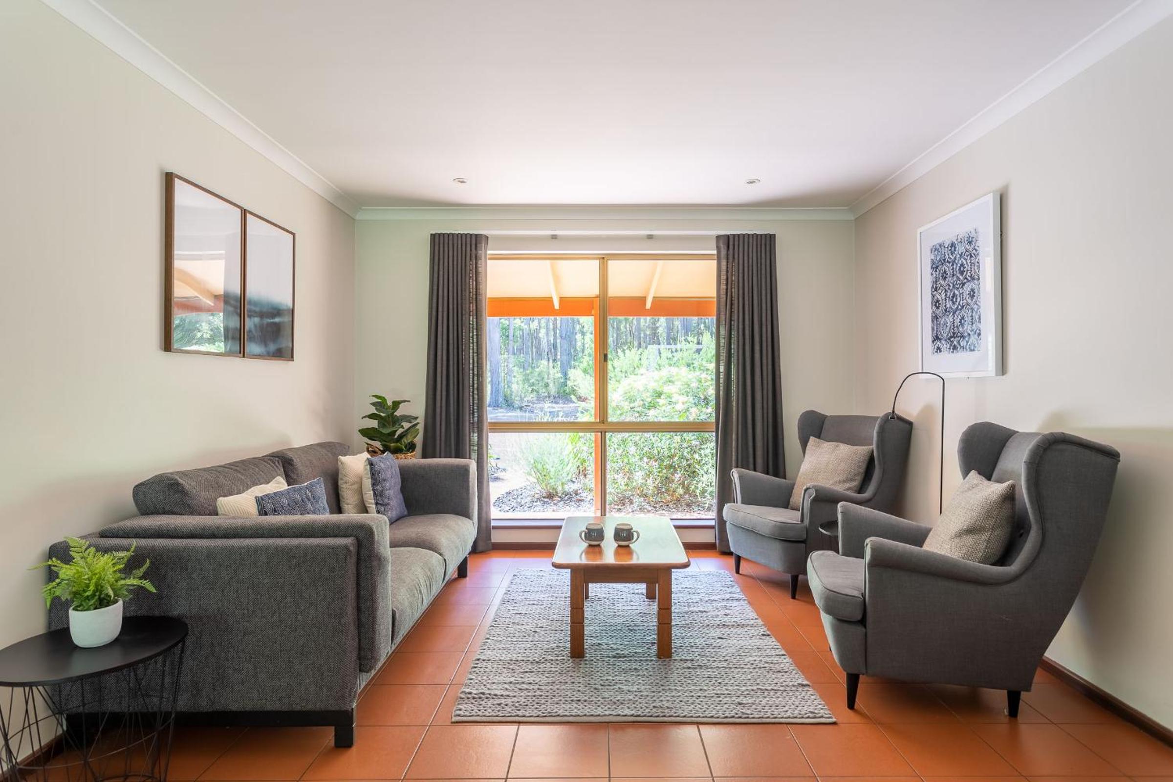 Mansfield Retreat - In Town - Margaret River