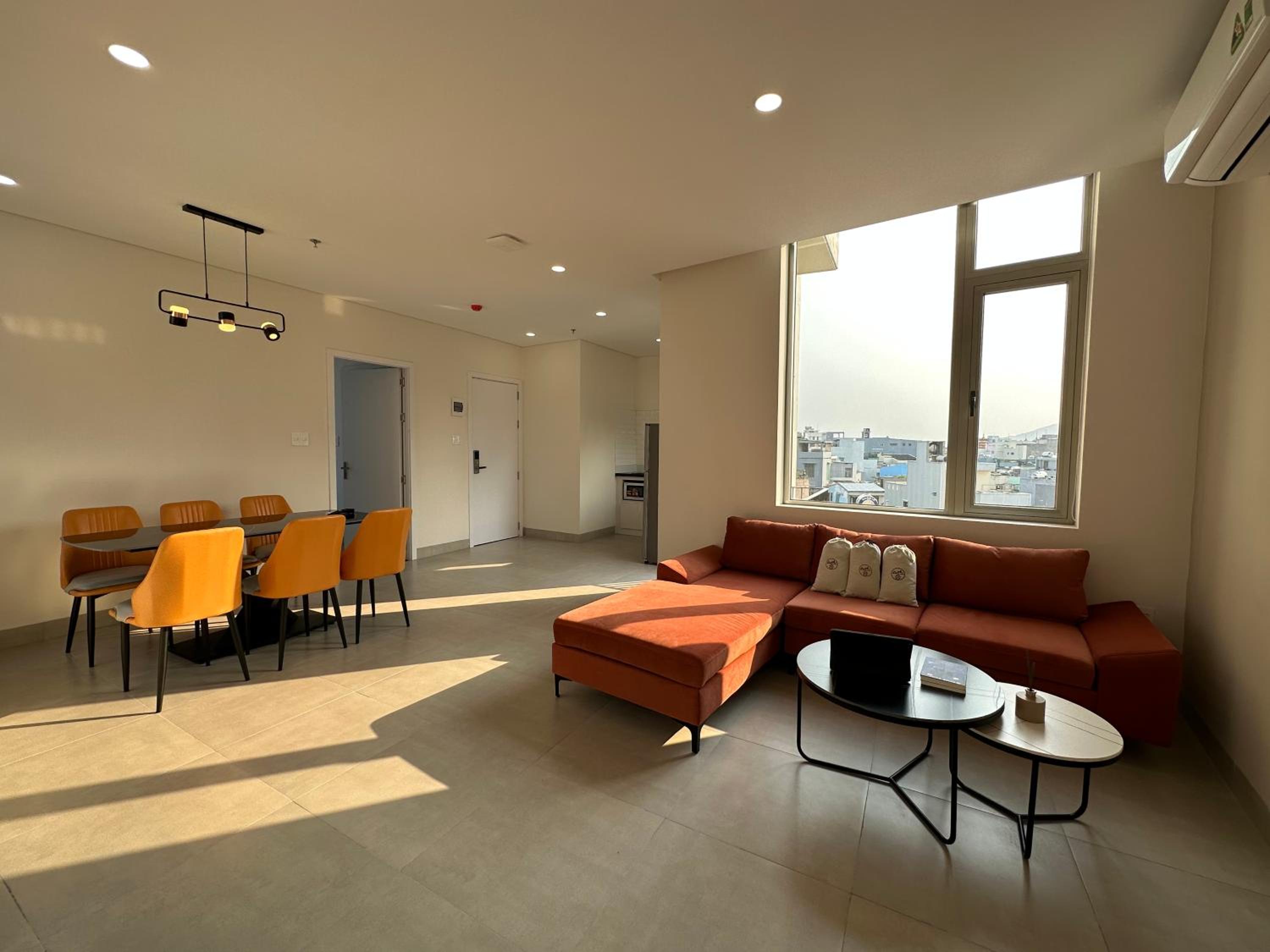 Khe Suites Serviced Apartment - Han River view 4