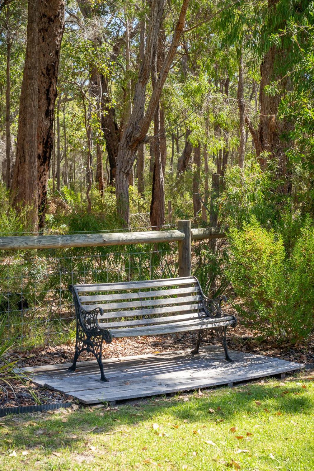 Mansfield Retreat - In Town - Margaret River
