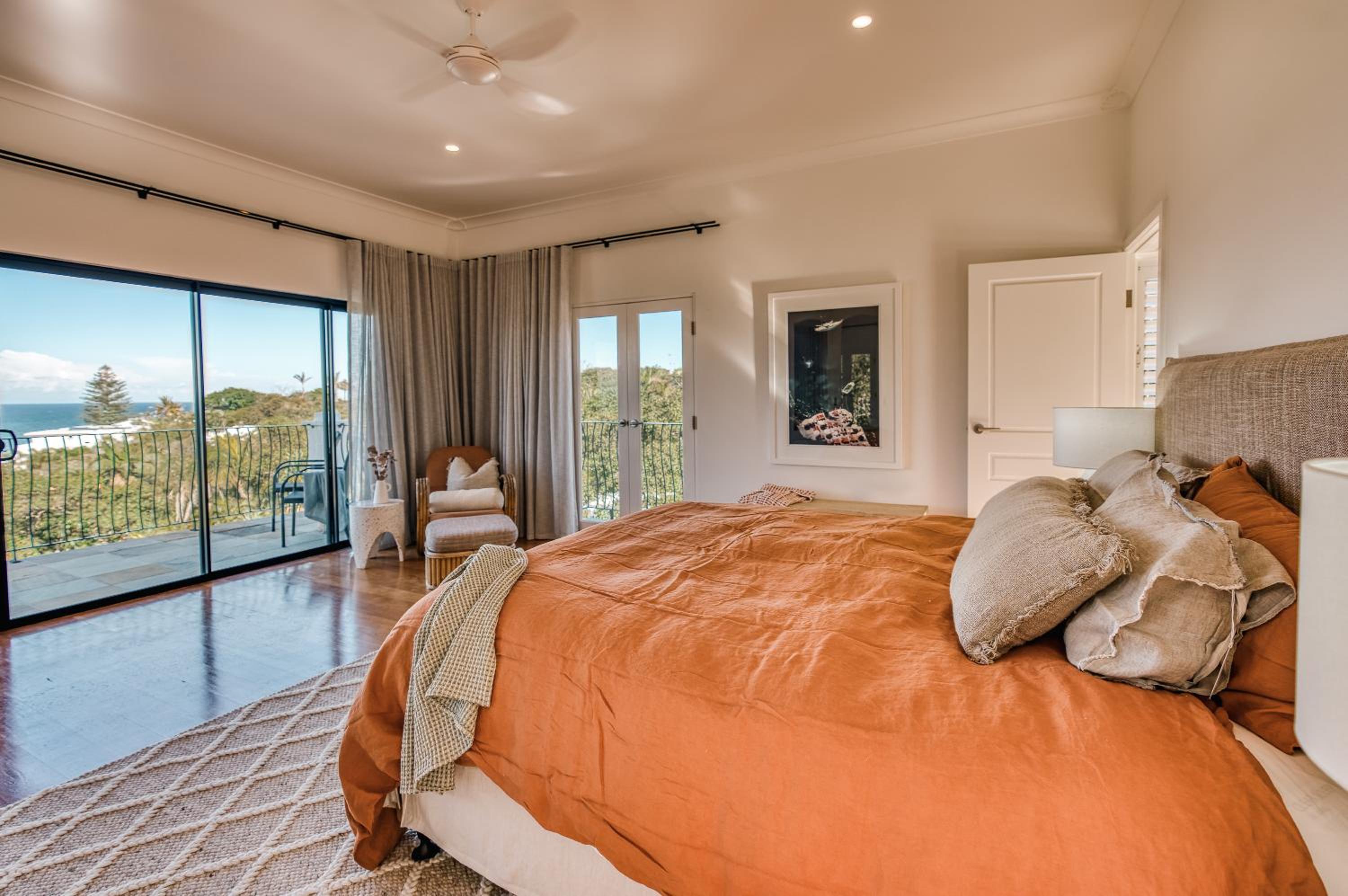 Villa Sunshine - Spectacular ocean views minutes to the sand