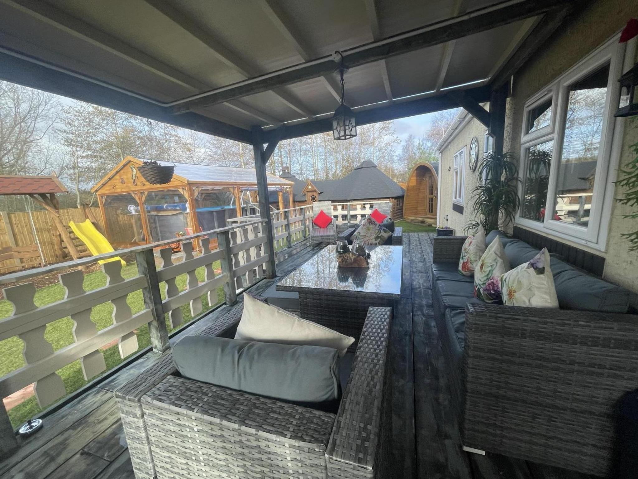 Bespoke Holiday Home With Private Pool And Hot Tub, Sleeps 8 Ref 34073P