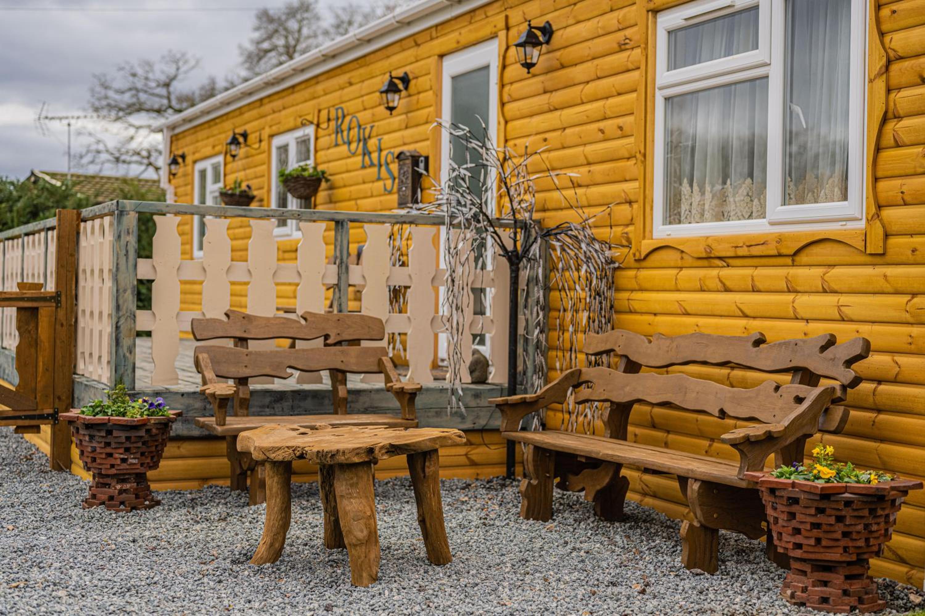 Bespoke Holiday Home With Private Pool And Hot Tub, Sleeps 8 Ref 34073P
