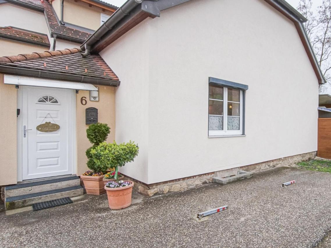 AusZeit Steiraland 6 mit überdachter Terasse schönen Garten und kostenlosen Parkplatz