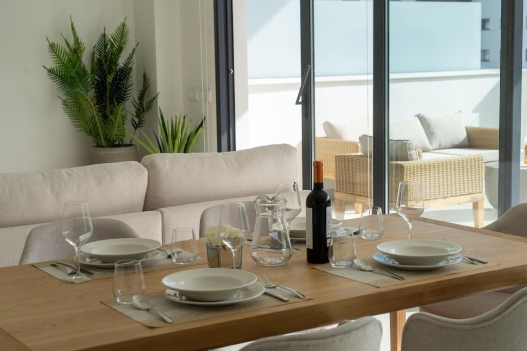 Flat Deluxe&Pool Higueron West