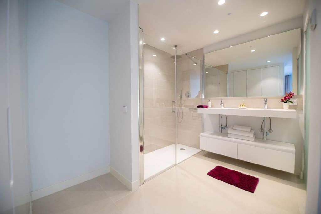 Flat Deluxe&Pool Higueron West