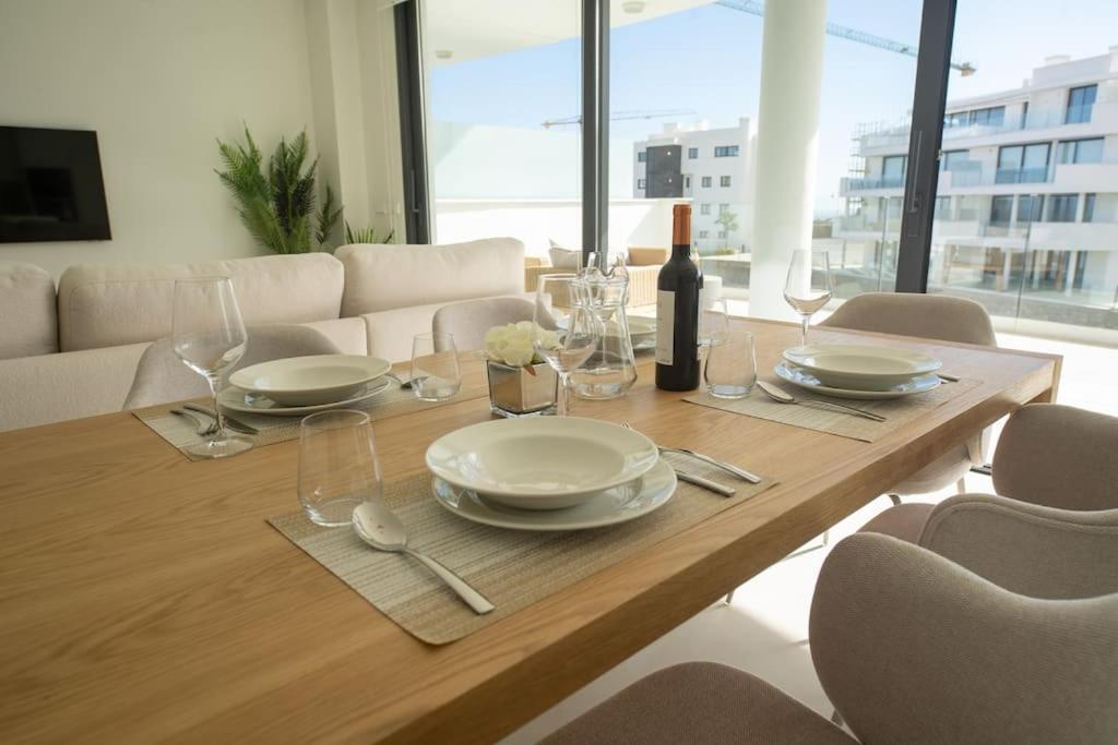 Flat Deluxe&Pool Higueron West