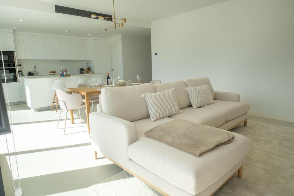 Flat Deluxe&Pool Higueron West