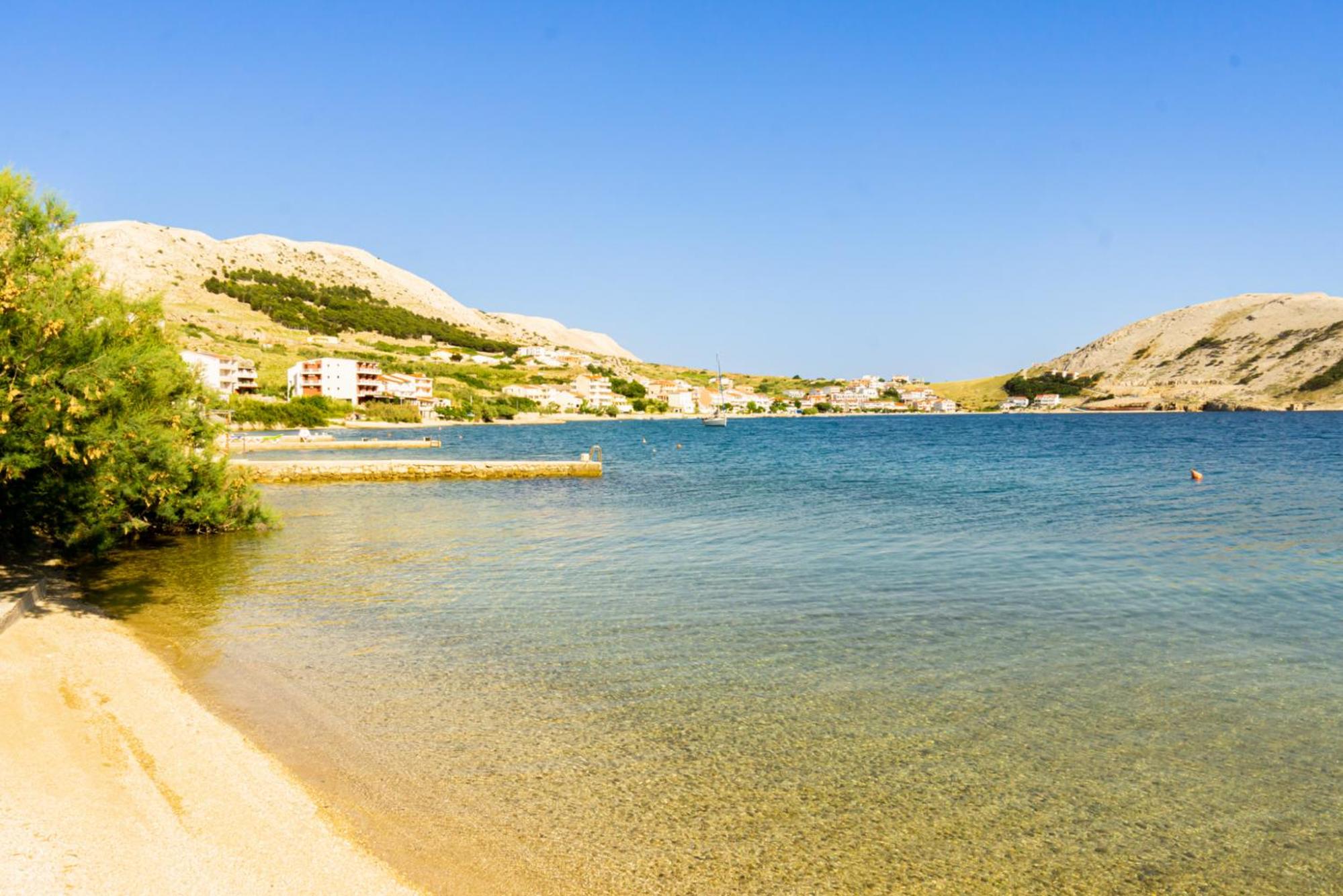 Bepic Quiet location on a beautiful bay