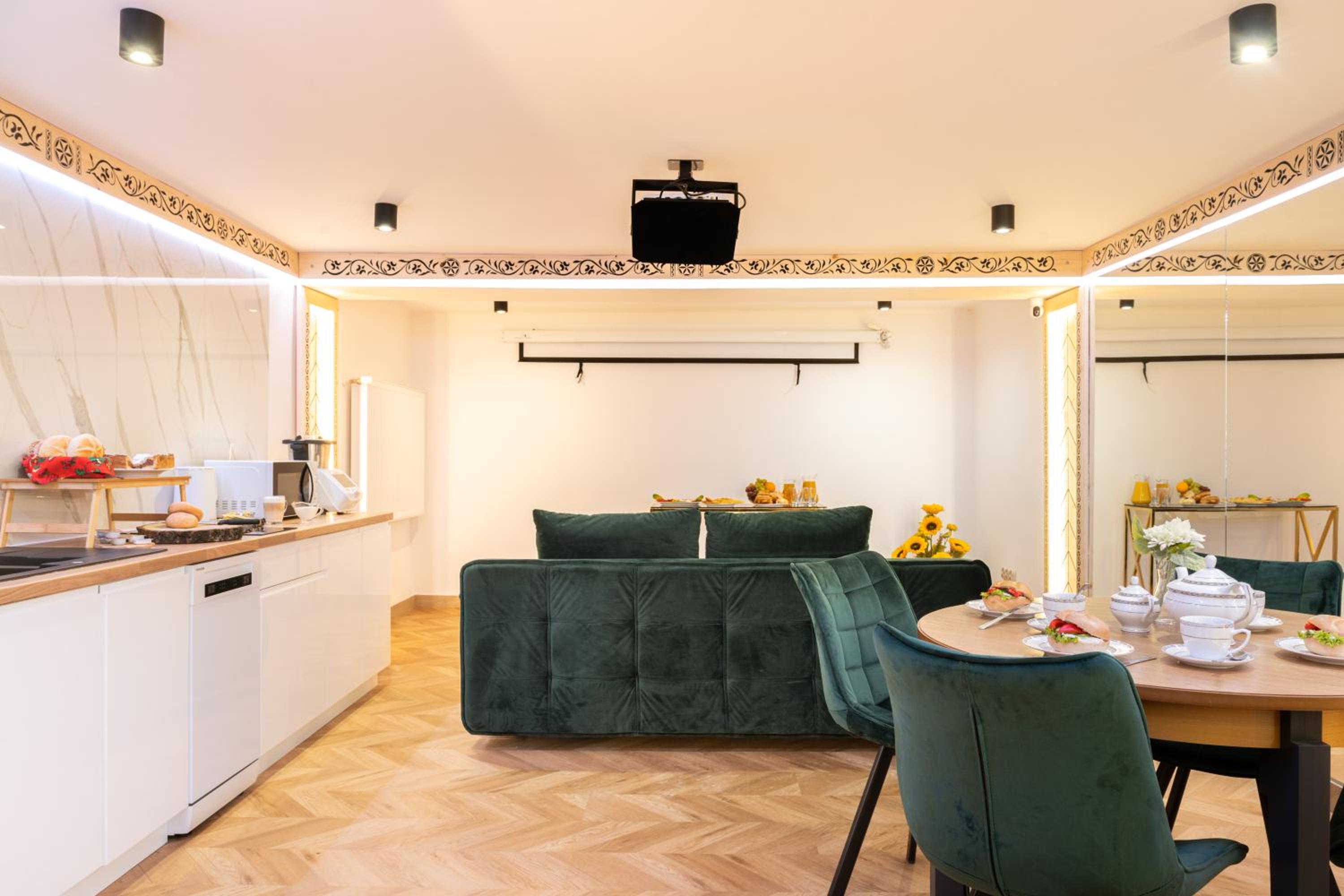 GORSKI RESORT Lux Apartments Jacuzzi & Sauna