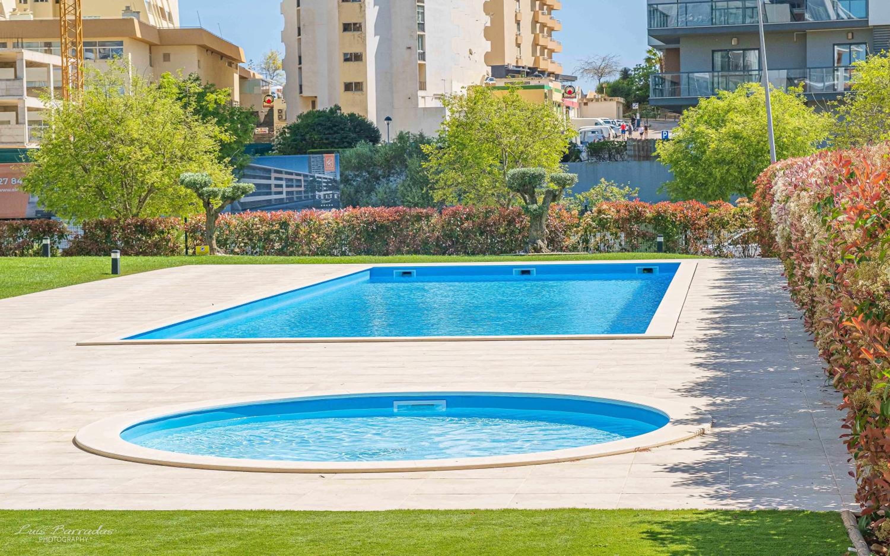 Monte Residence Beach e Pool view 3