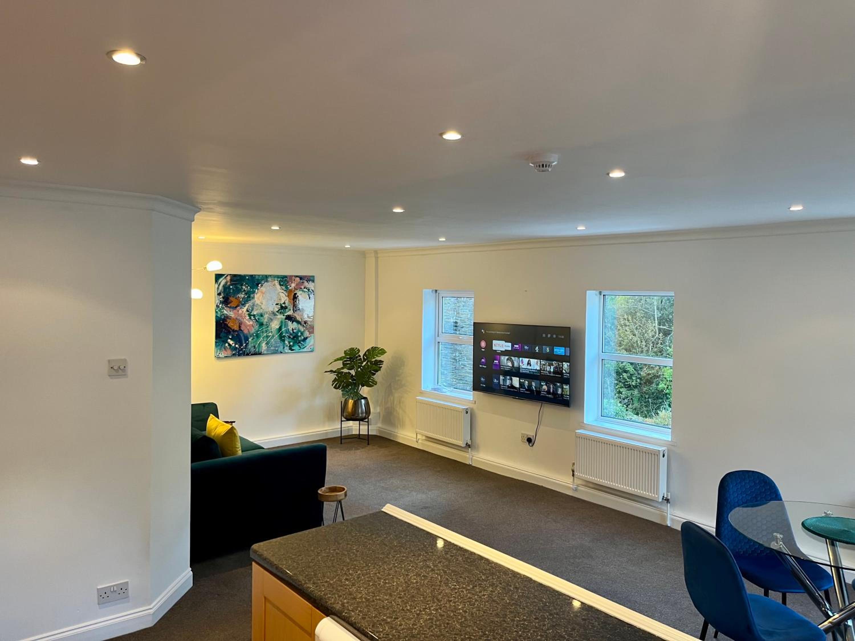 The Apartment, Bridge House view 4