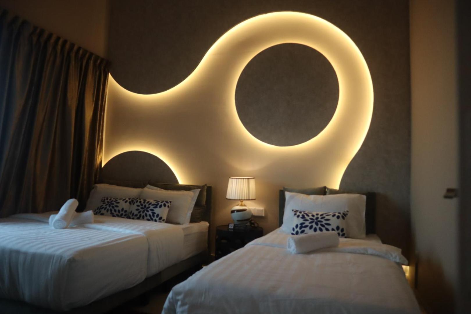 Cozy Modern Home Mount Austin JB Miko Homestay
