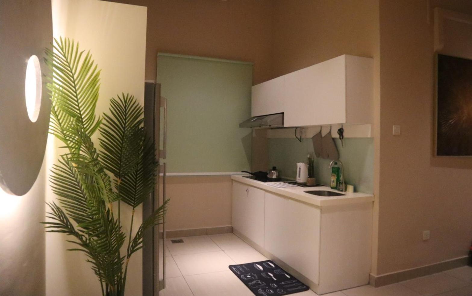 Cozy Modern Home Mount Austin JB Miko Homestay