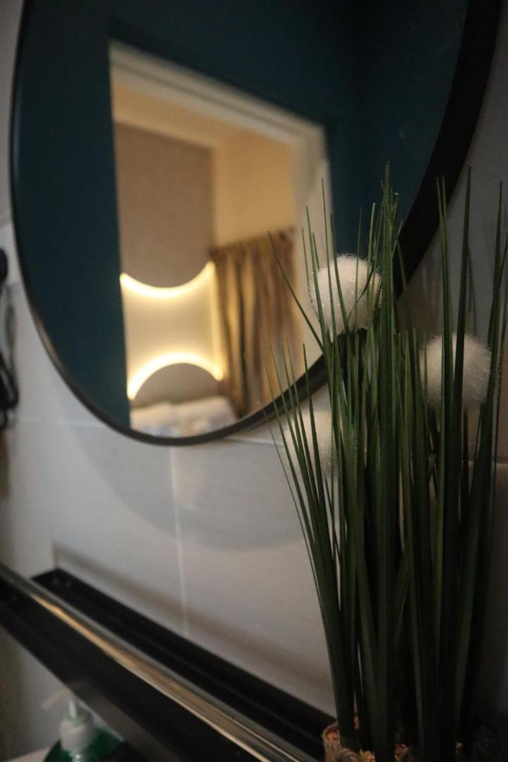 Cozy Modern Home Mount Austin JB Miko Homestay