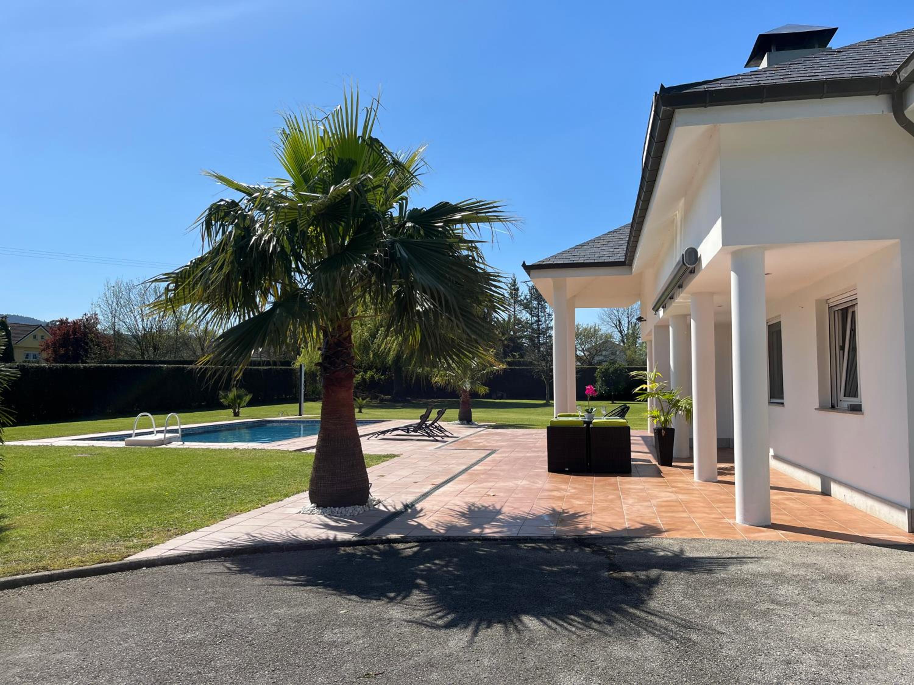 Villa LA PERLA con piscina privada