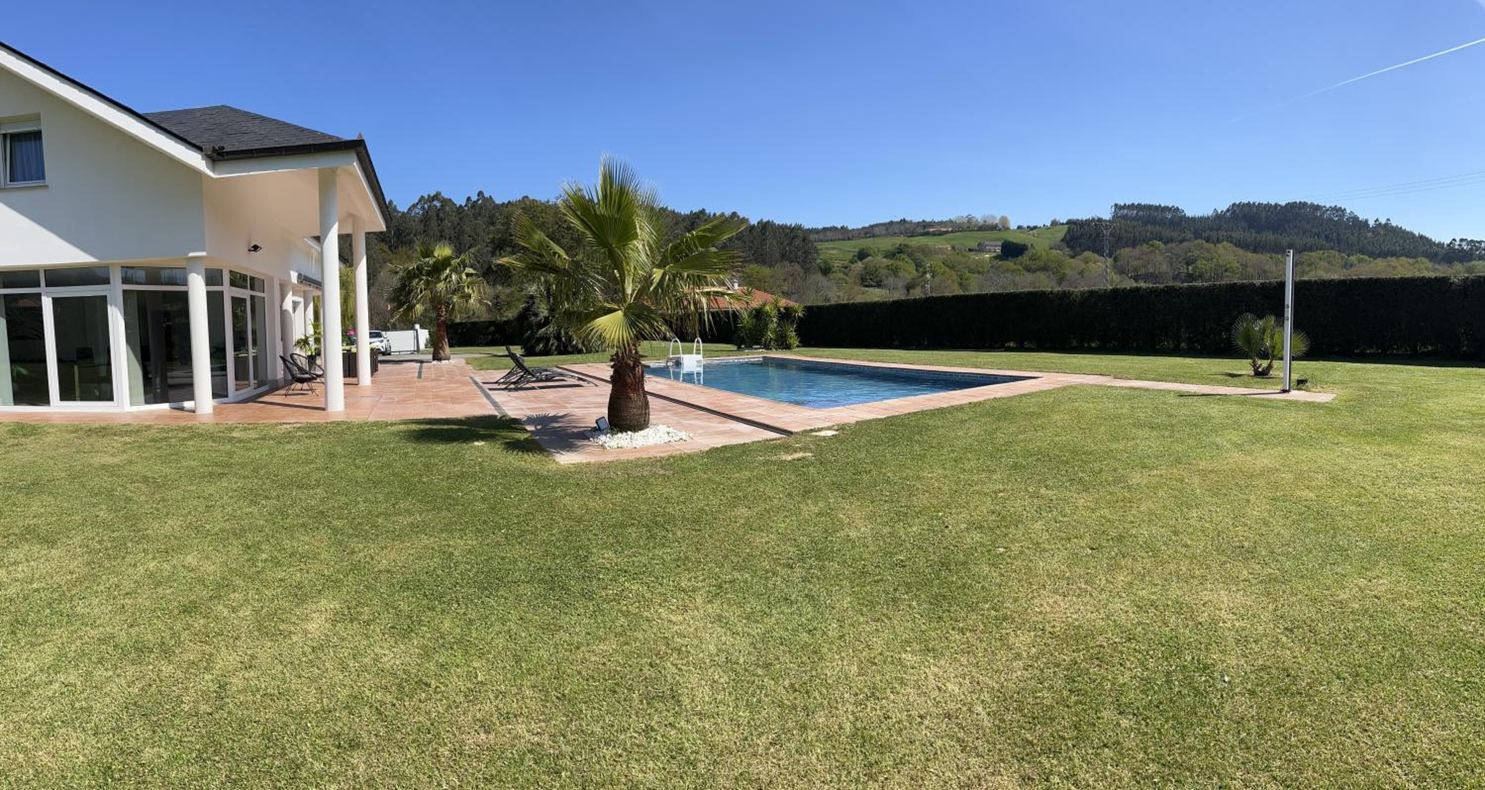 Villa LA PERLA con piscina privada