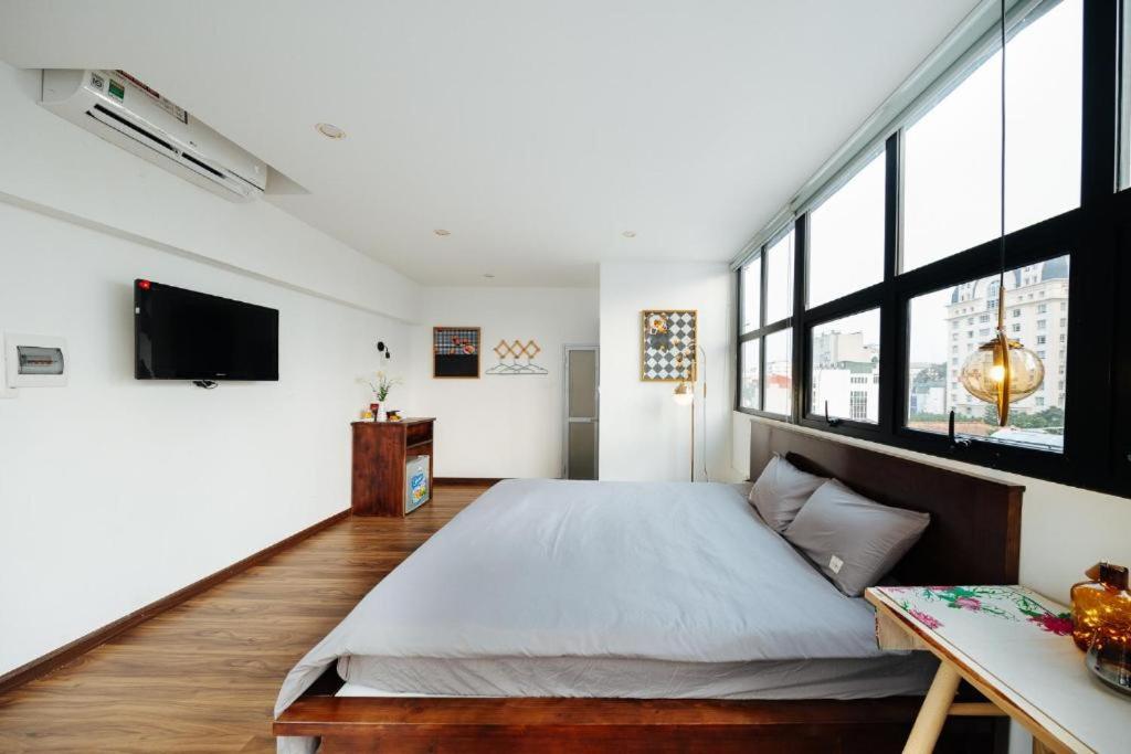 Aimee House HN - by BAY LUXURY