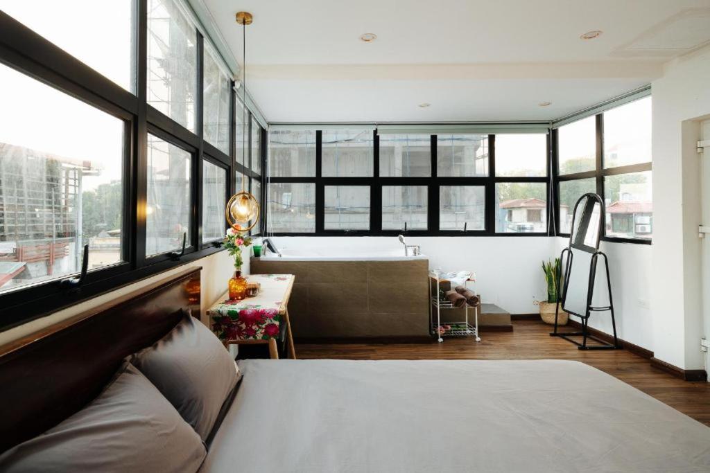 Aimee House HN - by BAY LUXURY