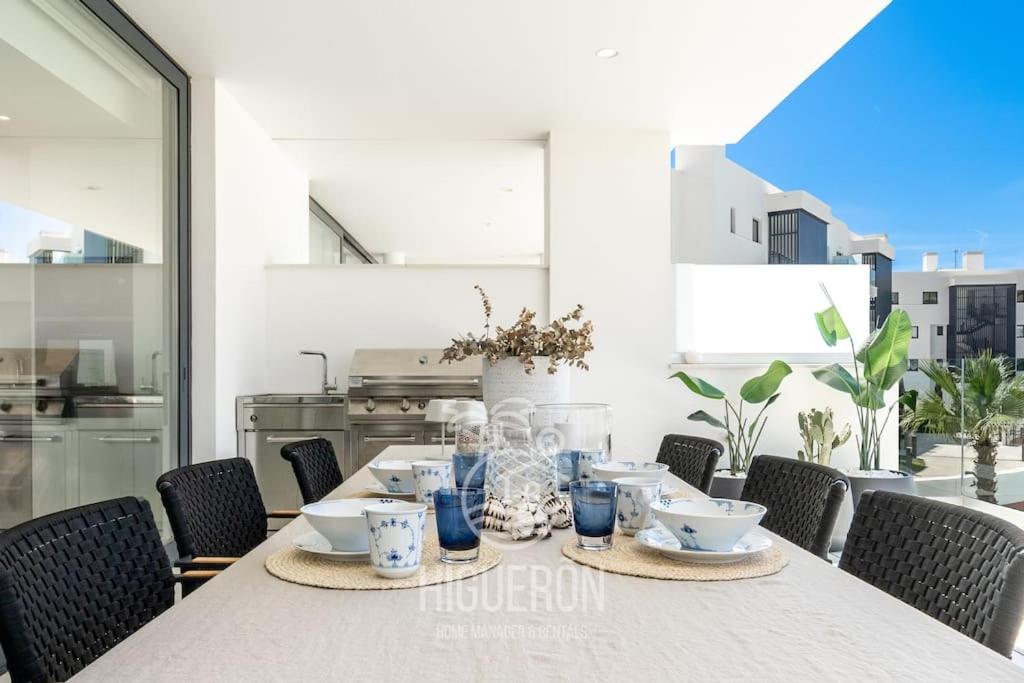 HigueronRentals Mikero