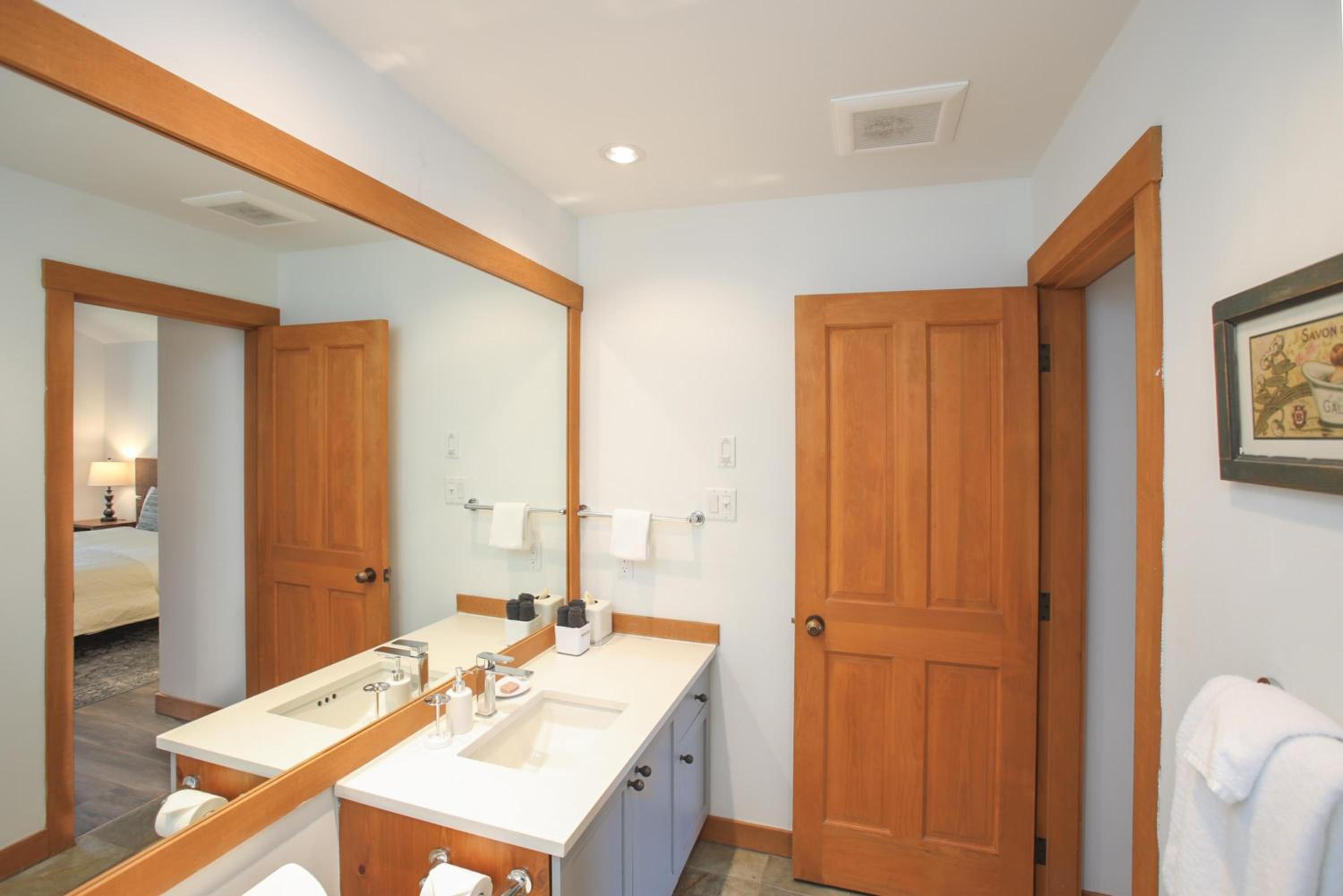 Mountain Star 16 - Ski In Ski Out, Private Hot Tub