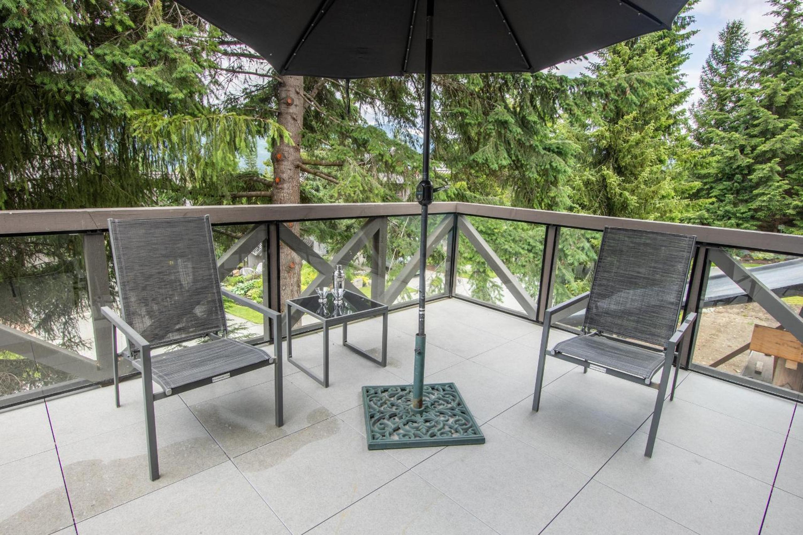 Pinnacle Ridge 23 - Ski In Ski Out, Newly Renovated, Private Hot Tub, Gas Fireplace
