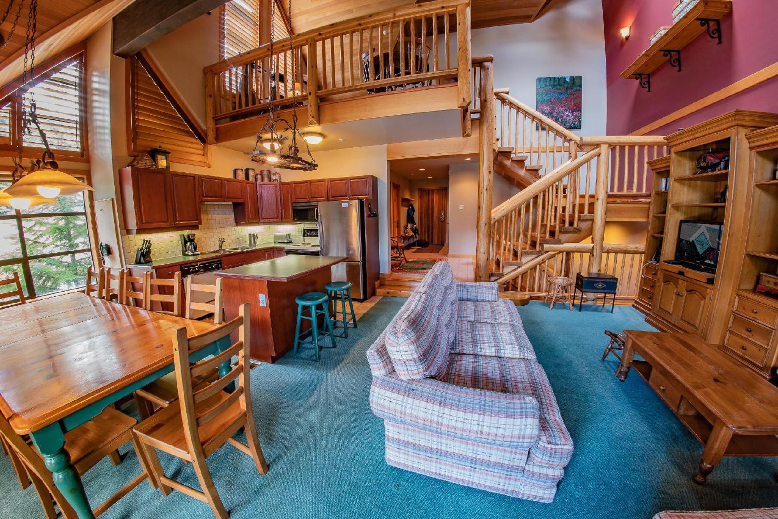Pinnacle Ridge 38 - 5 Steps Away From The Ski Run, Wood Fireplace