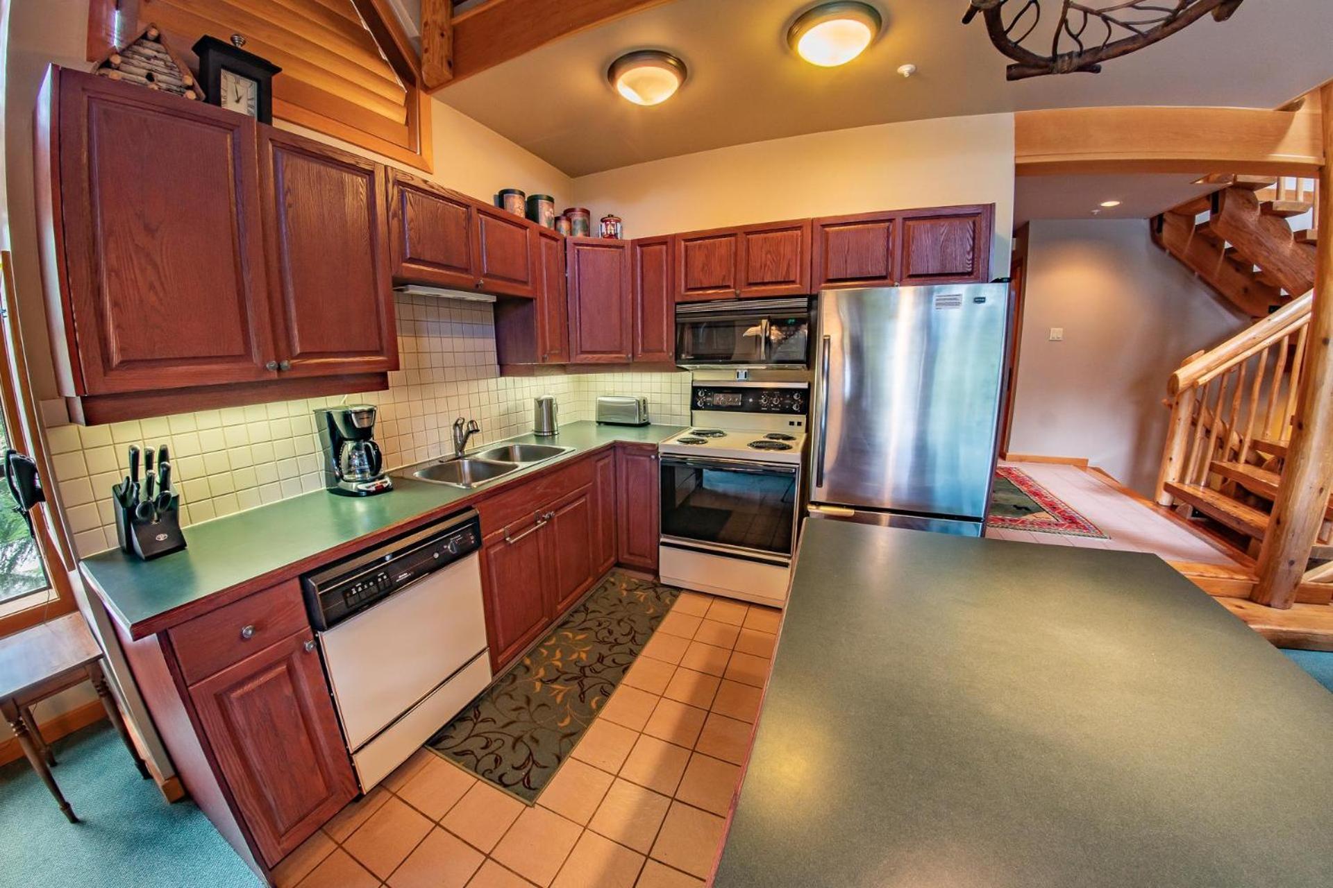 Pinnacle Ridge 38 - 5 Steps Away From The Ski Run, Wood Fireplace