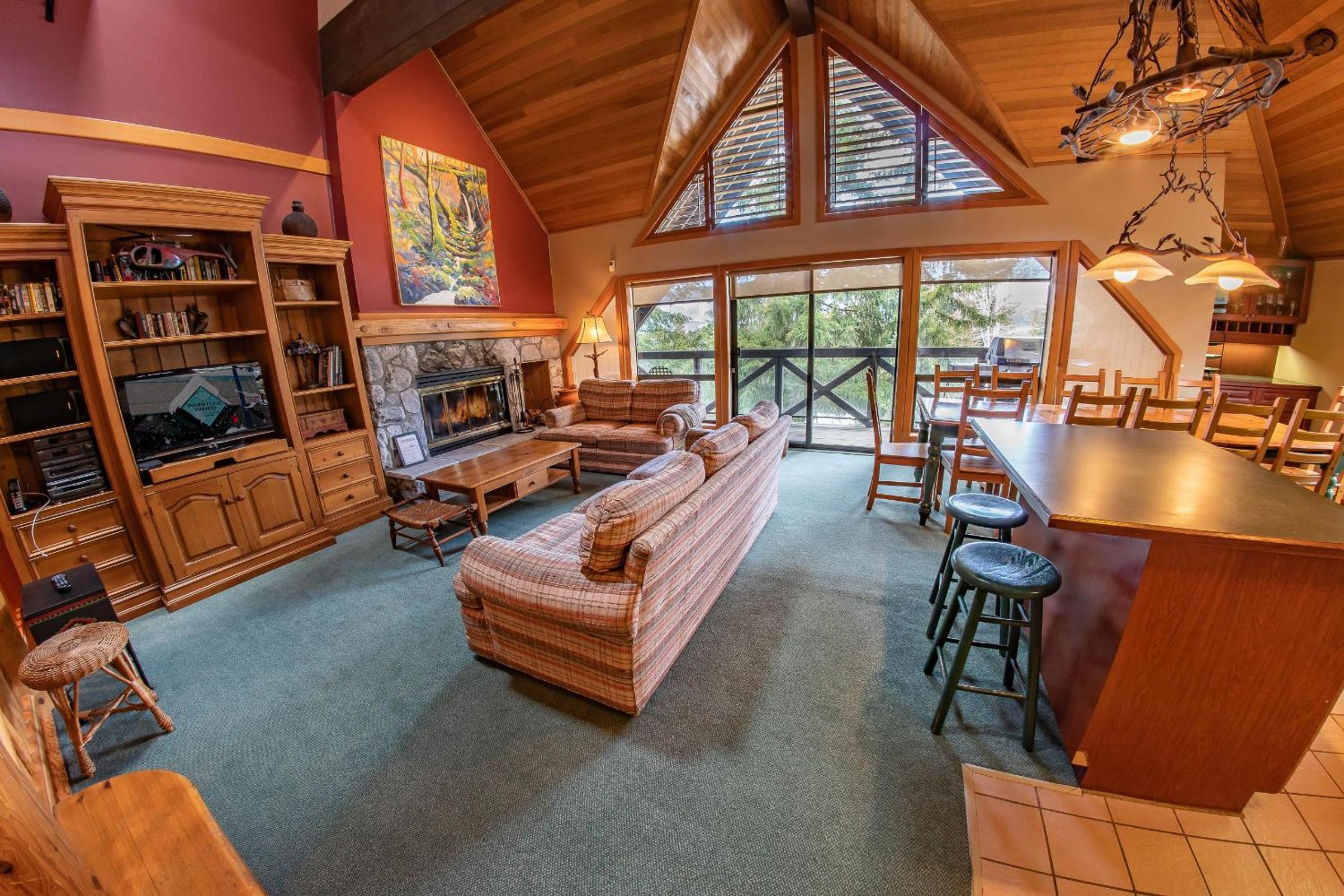 Pinnacle Ridge 38 - 5 Steps Away From The Ski Run, Wood Fireplace