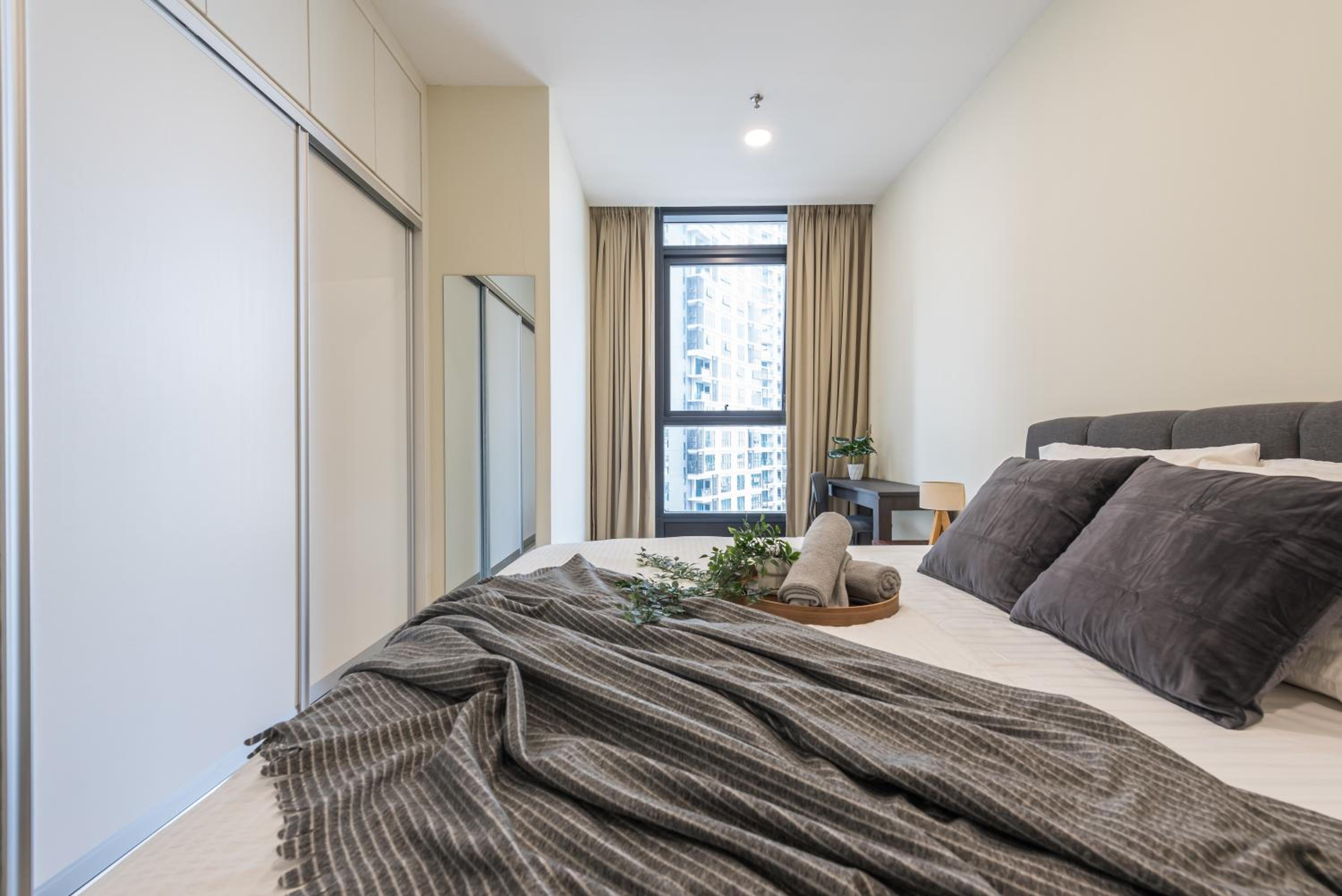 Balcony Netflix 2-6pax at Arcoris Mont Kiara
