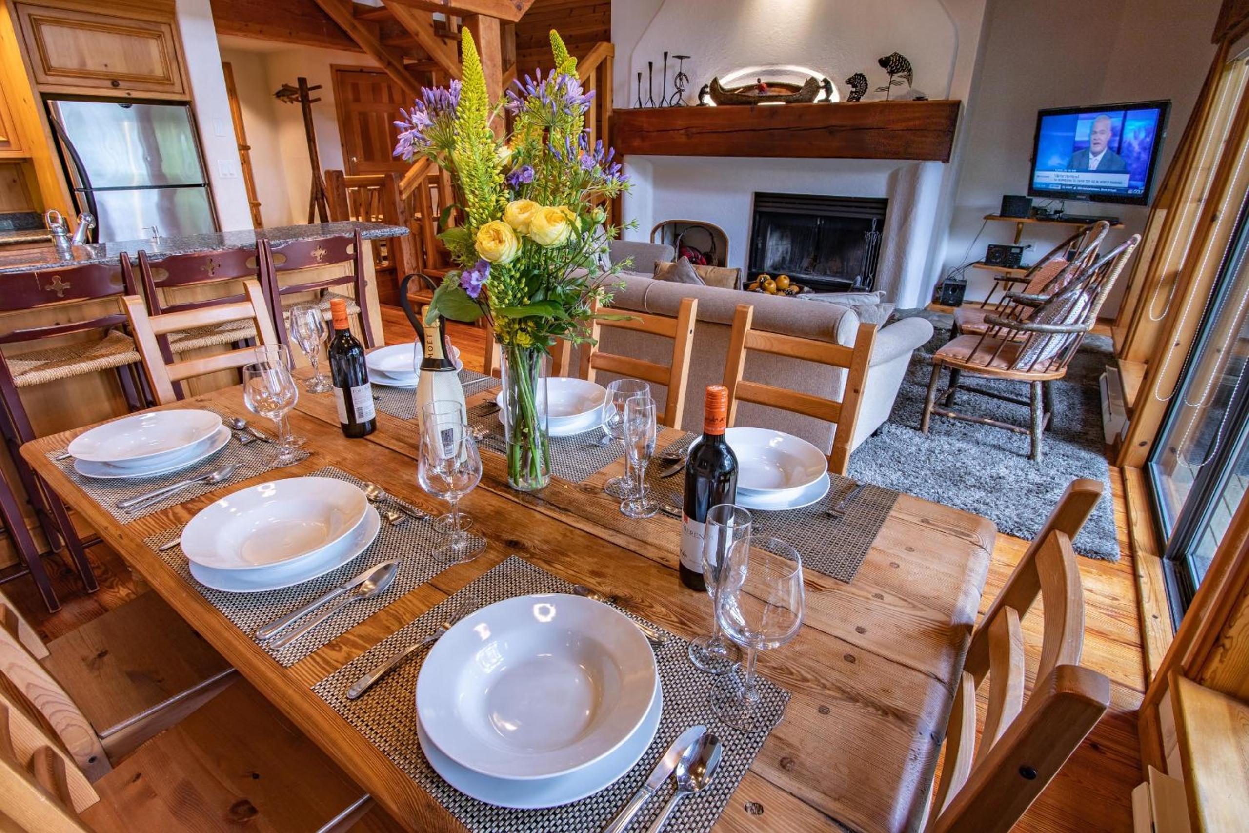 Pinnacle Ridge 37 - 10 Steps Away From The Ski Run, Private Hot Tub, Wood Fireplace