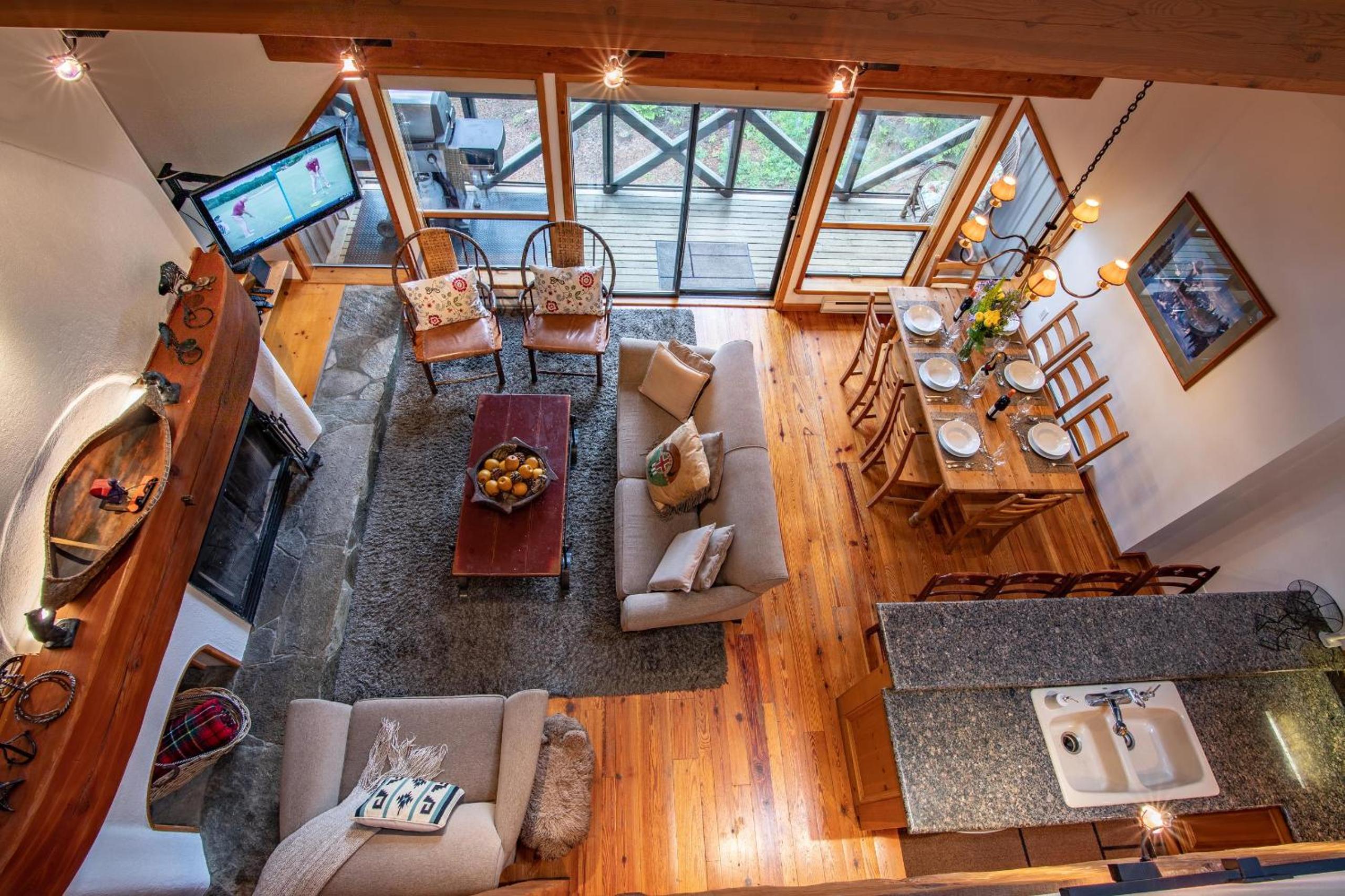 Pinnacle Ridge 37 - 10 Steps Away From The Ski Run, Private Hot Tub, Wood Fireplace
