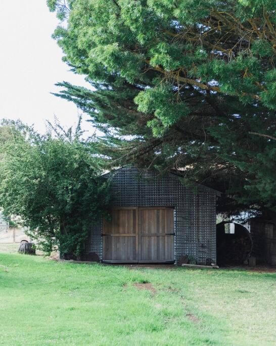 The Acres of Tooborac Cottage