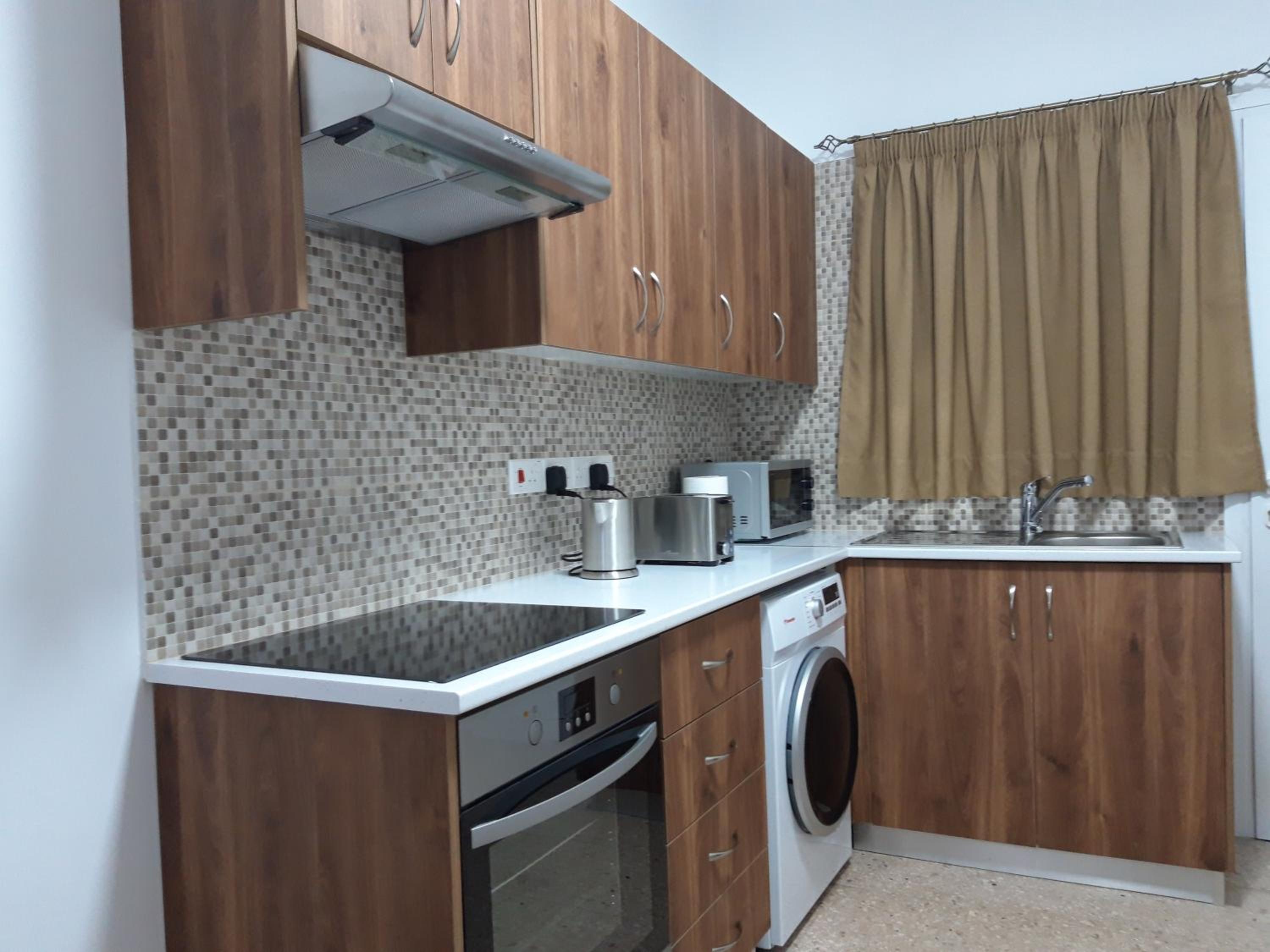 Costas Two-bedroom ground floor apartment