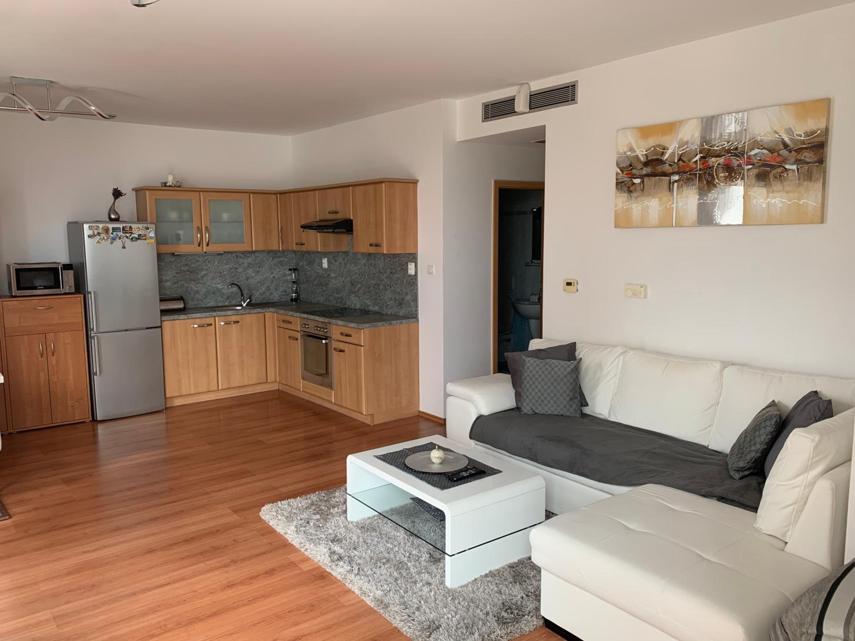 Vienna Gate apartment