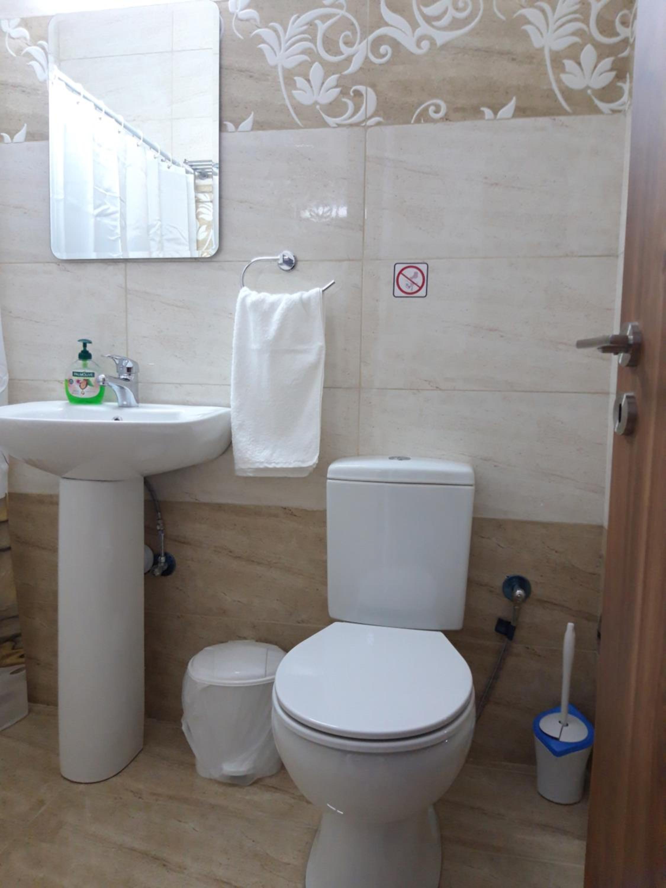 Costas Two-bedroom ground floor apartment