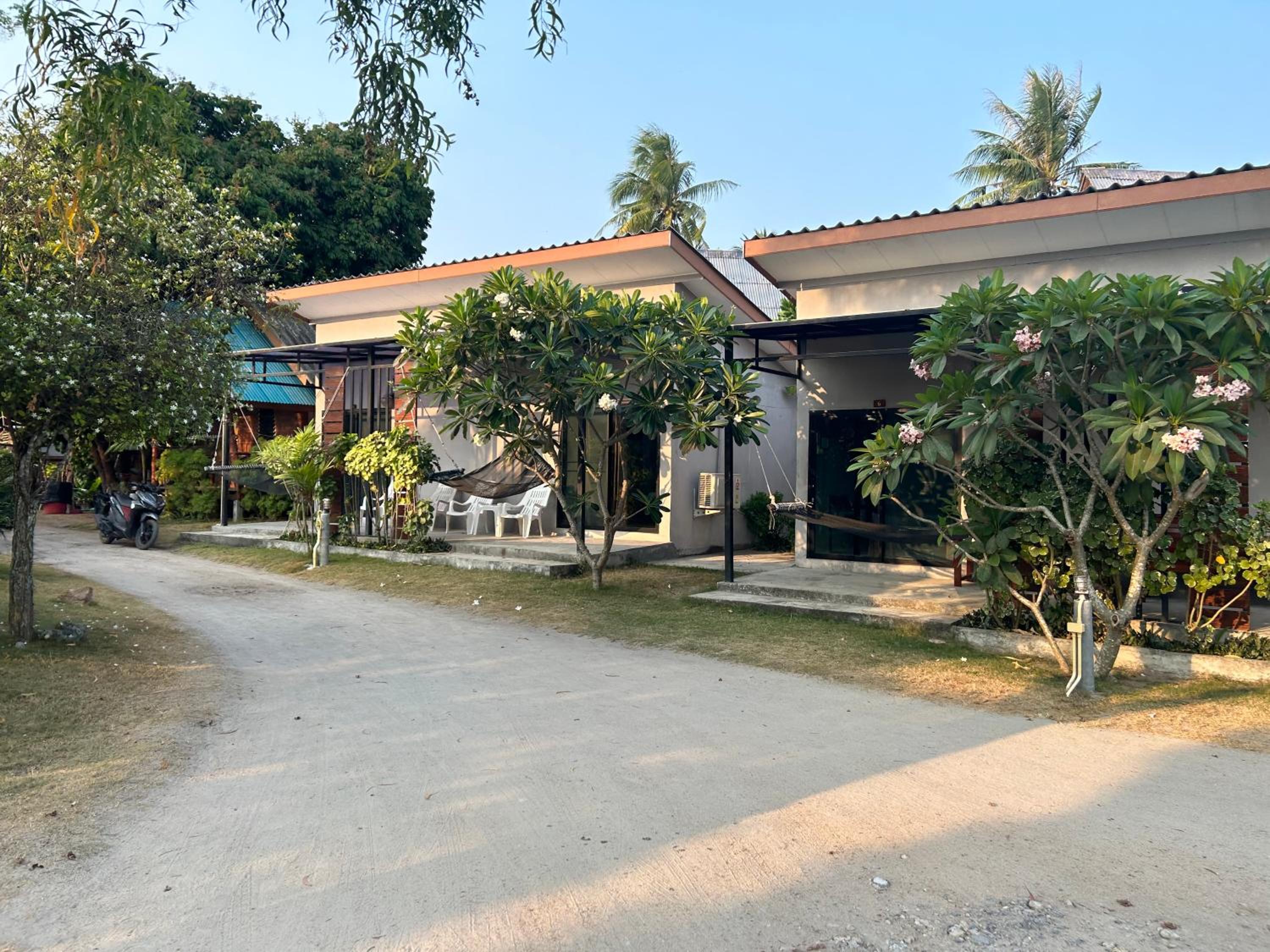 The Cosy Koh Phangan and Restaurant