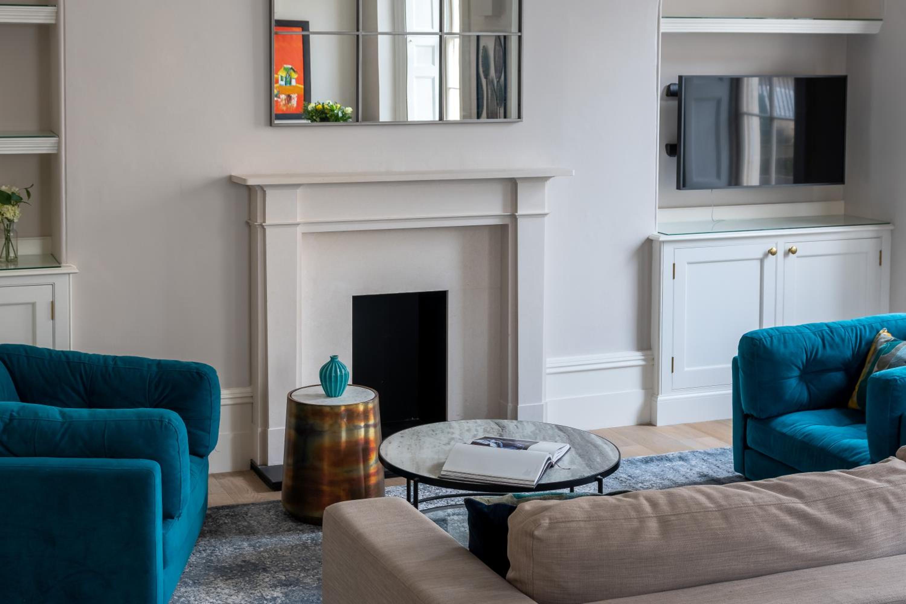 Russell House Suites